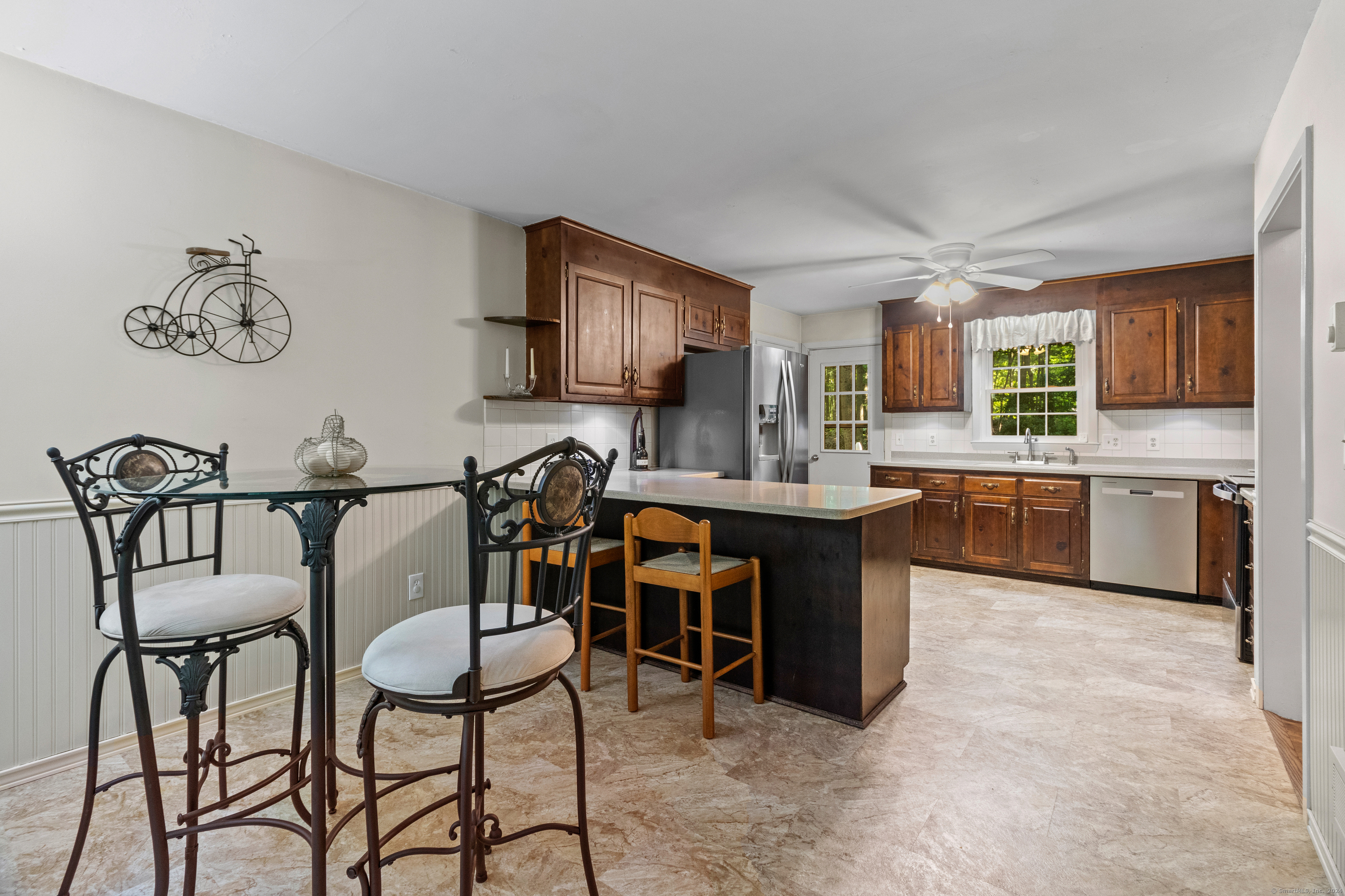8 Briar Hill Drive