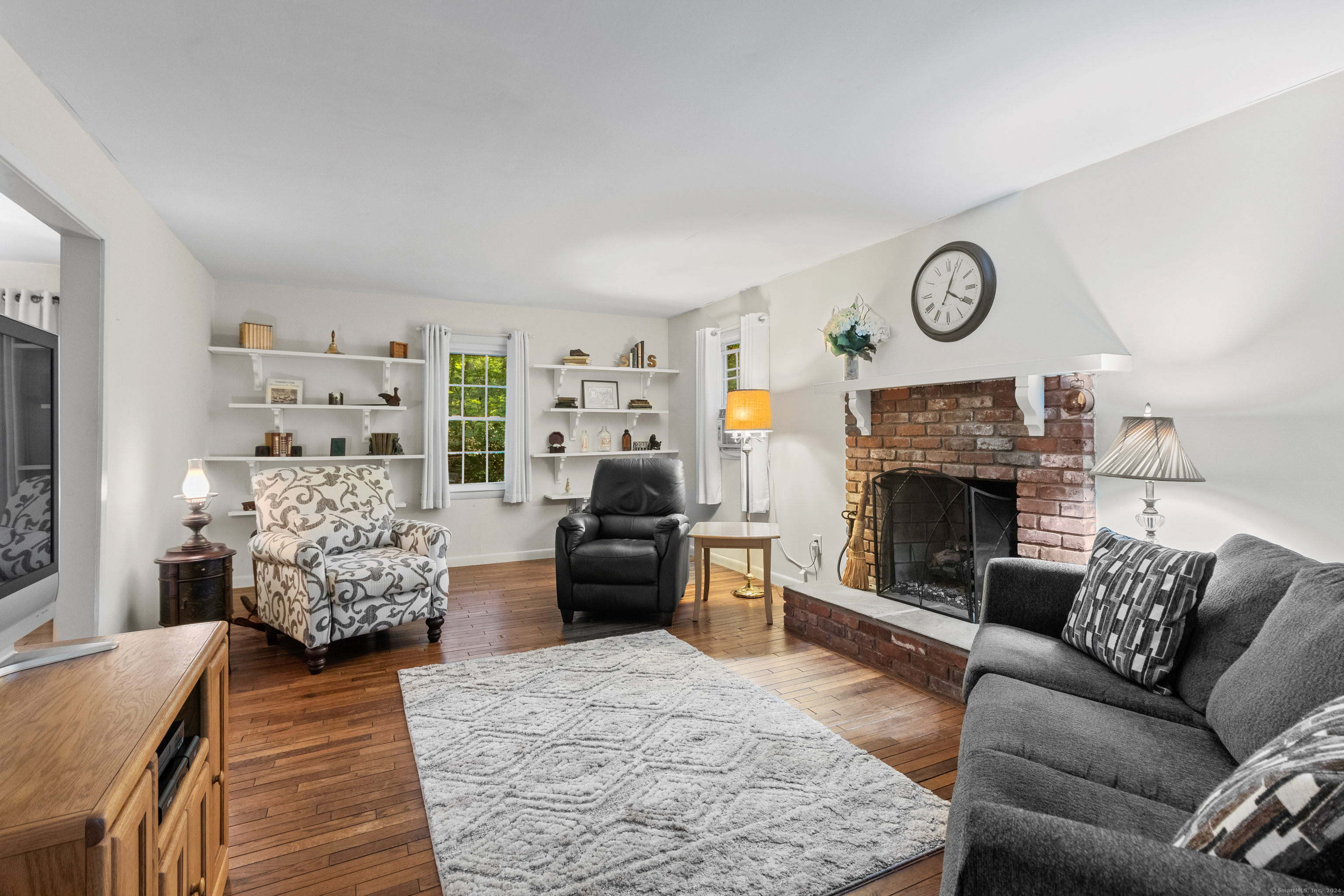 8 Briar Hill Drive