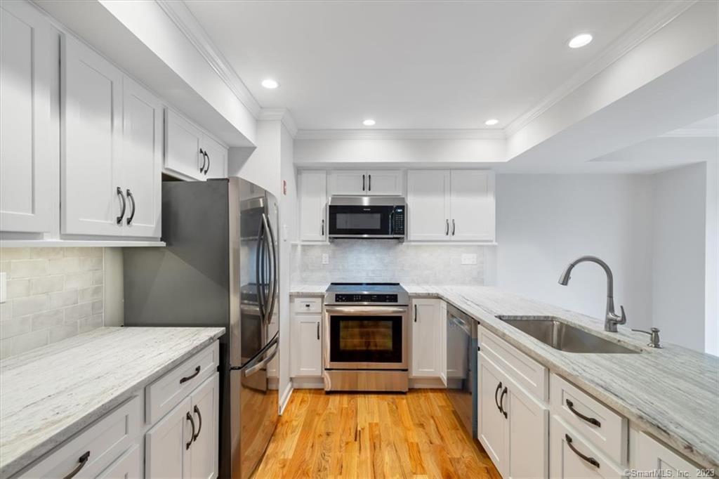 45 Hillside Avenue 3