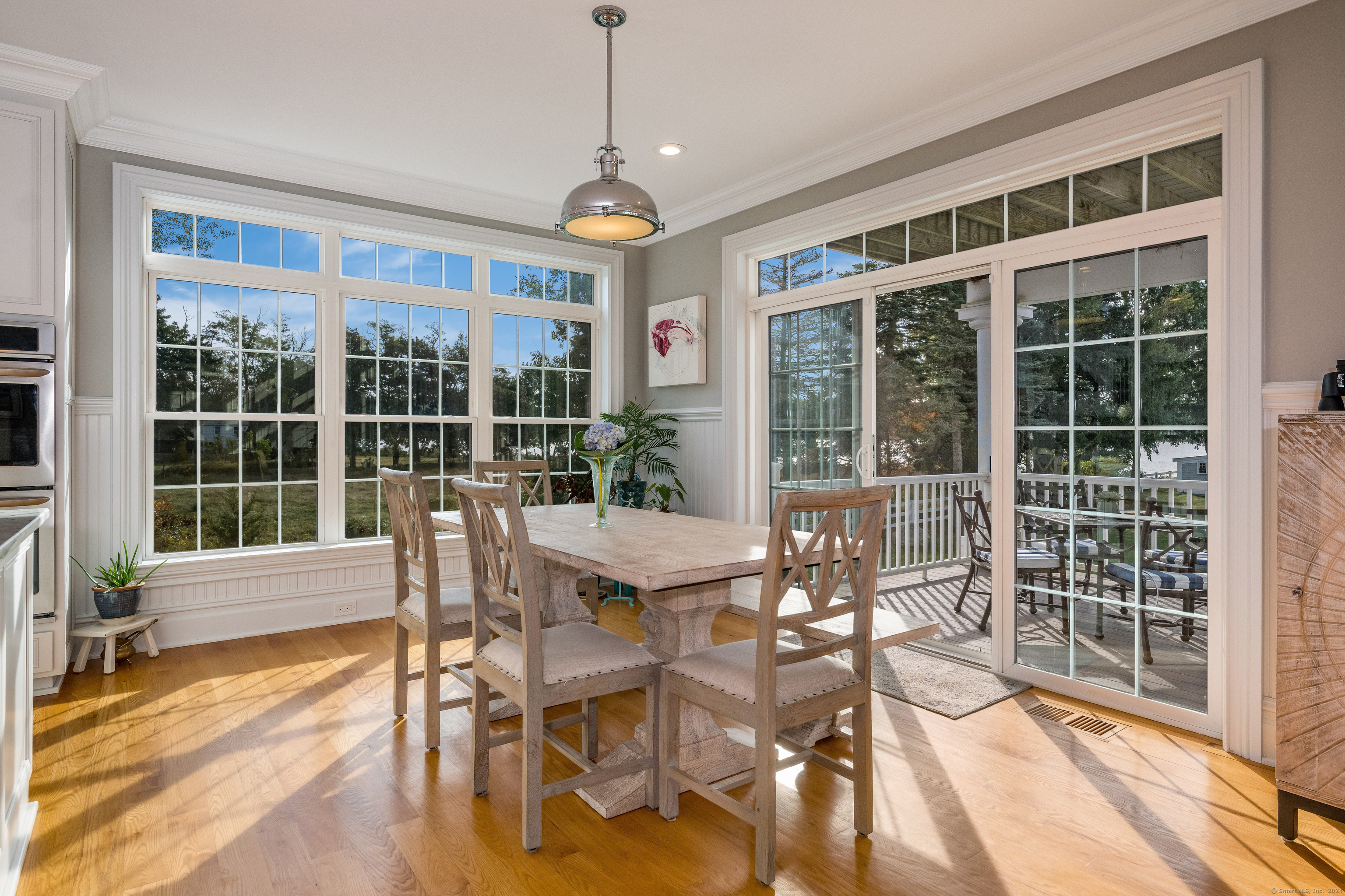 23 Massapeag Point Road