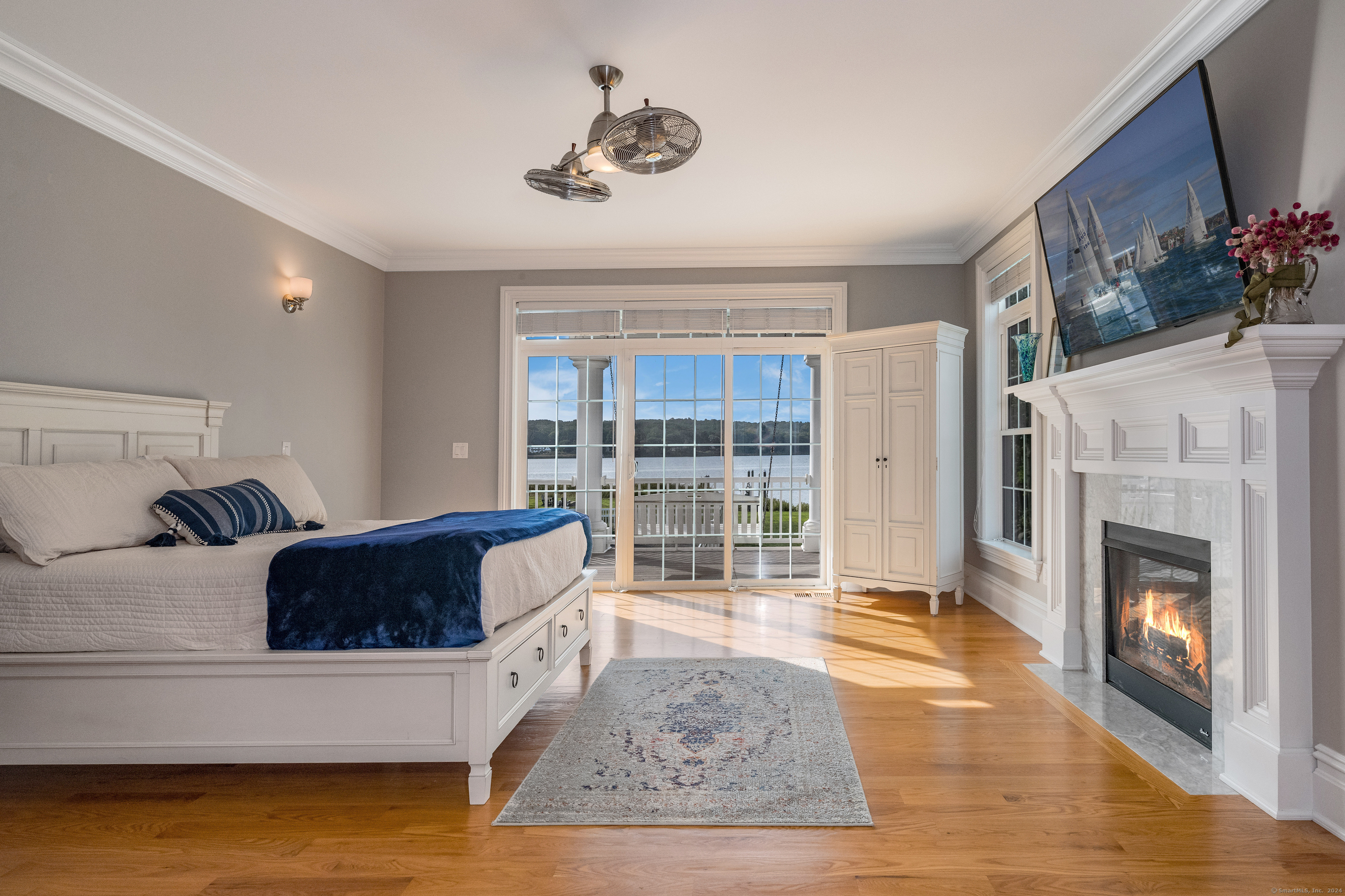 23 Massapeag Point Road
