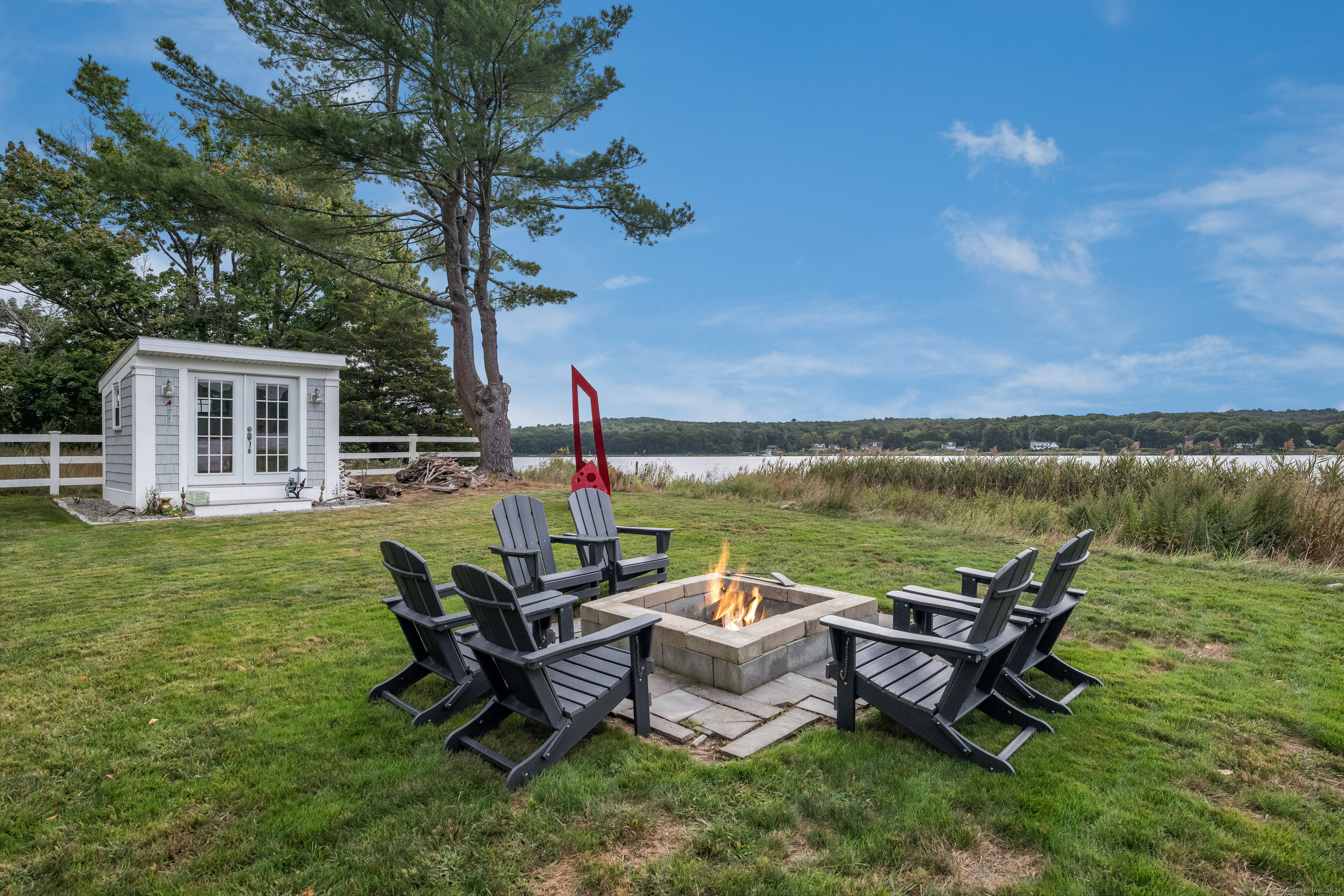 23 Massapeag Point Road