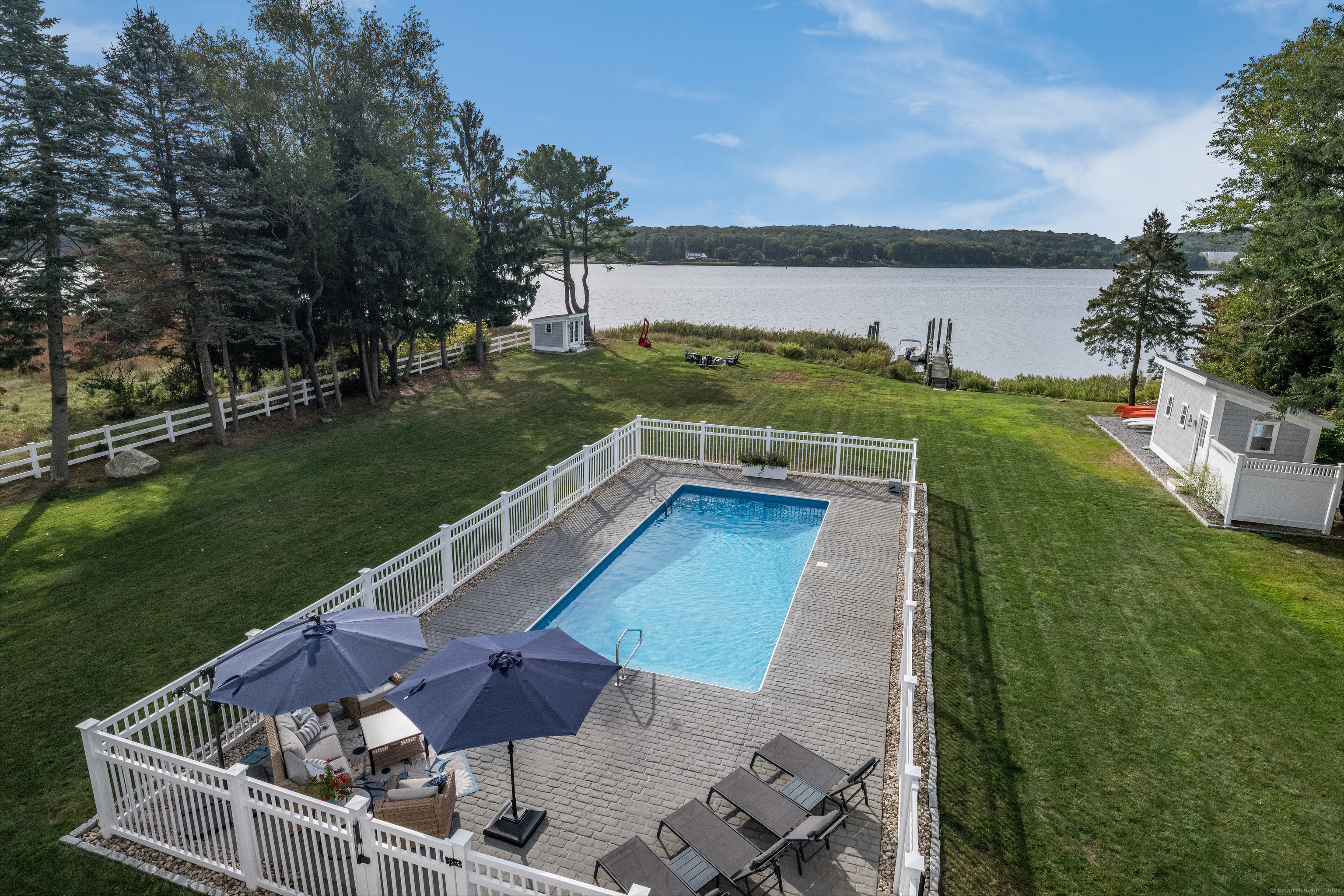 23 Massapeag Point Road