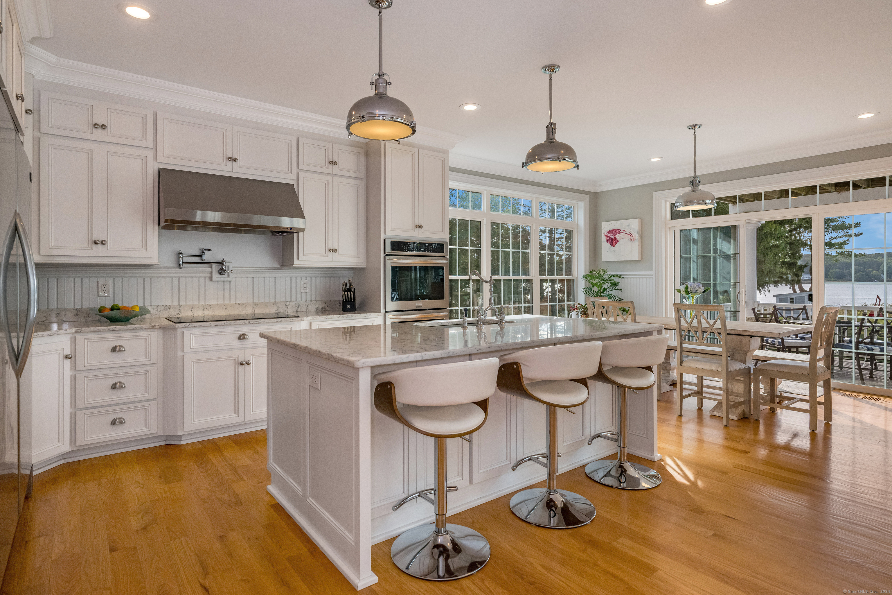23 Massapeag Point Road