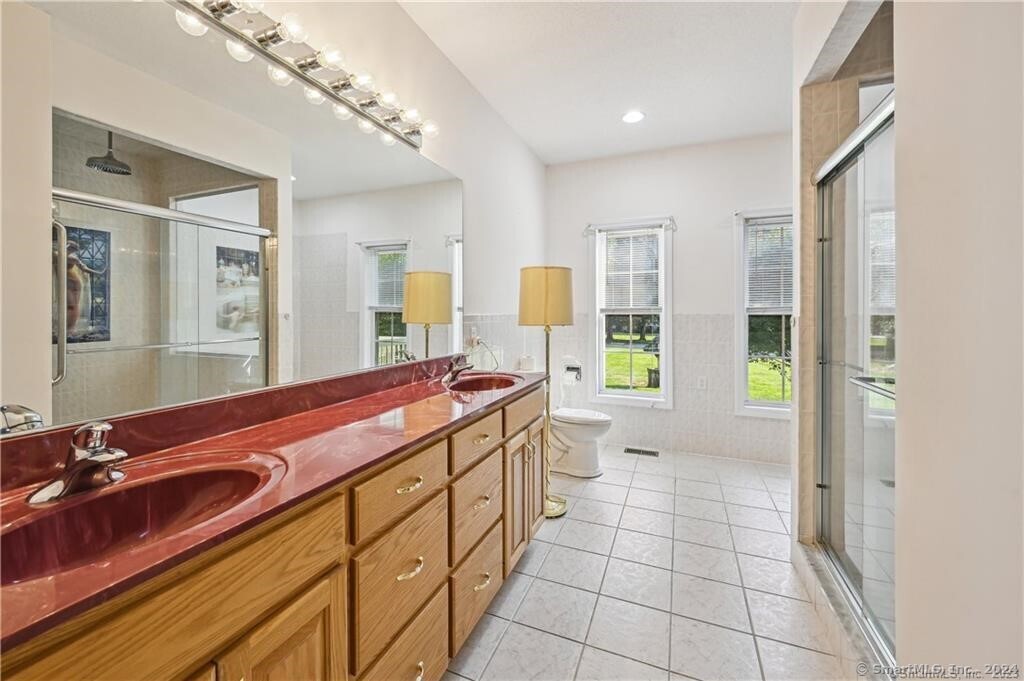 104 Meadow Ridge Drive