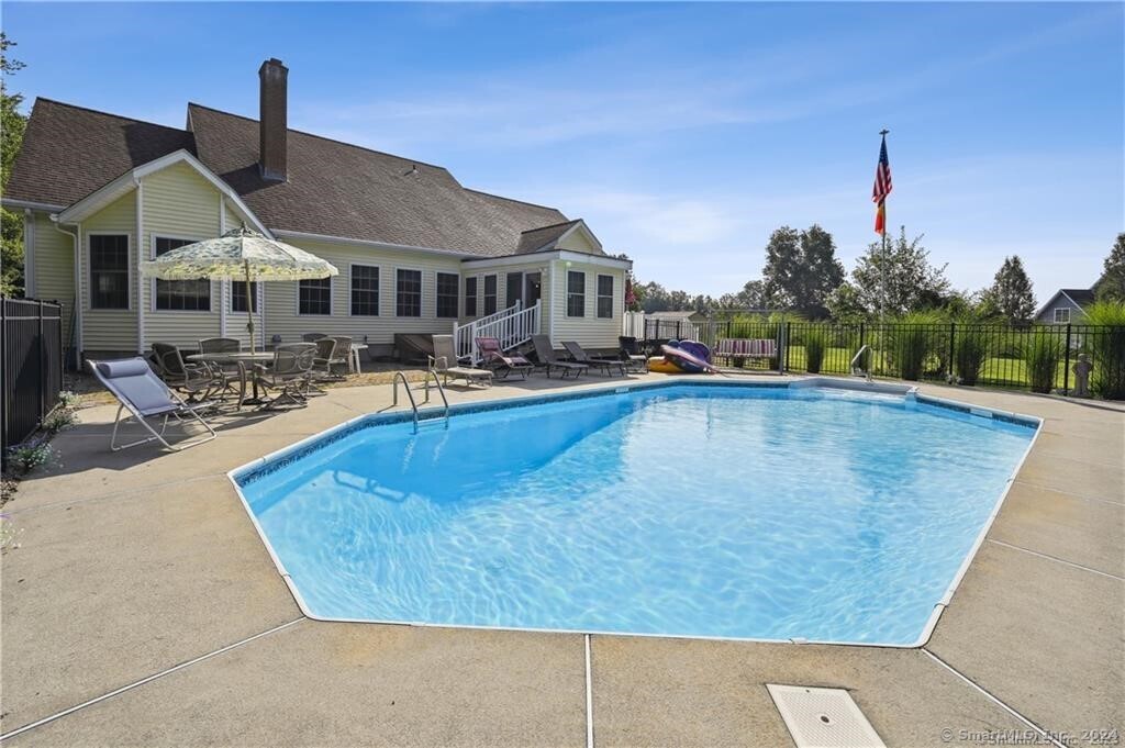 104 Meadow Ridge Drive