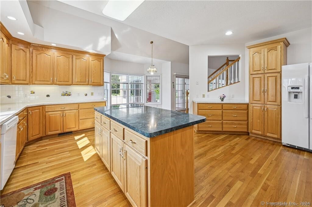 104 Meadow Ridge Drive