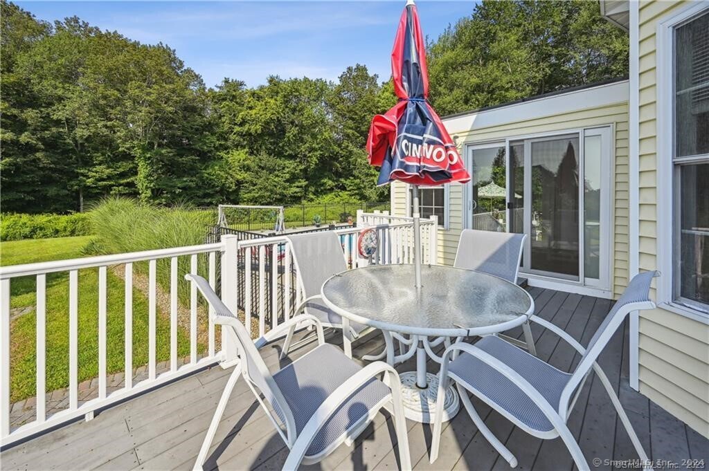 104 Meadow Ridge Drive