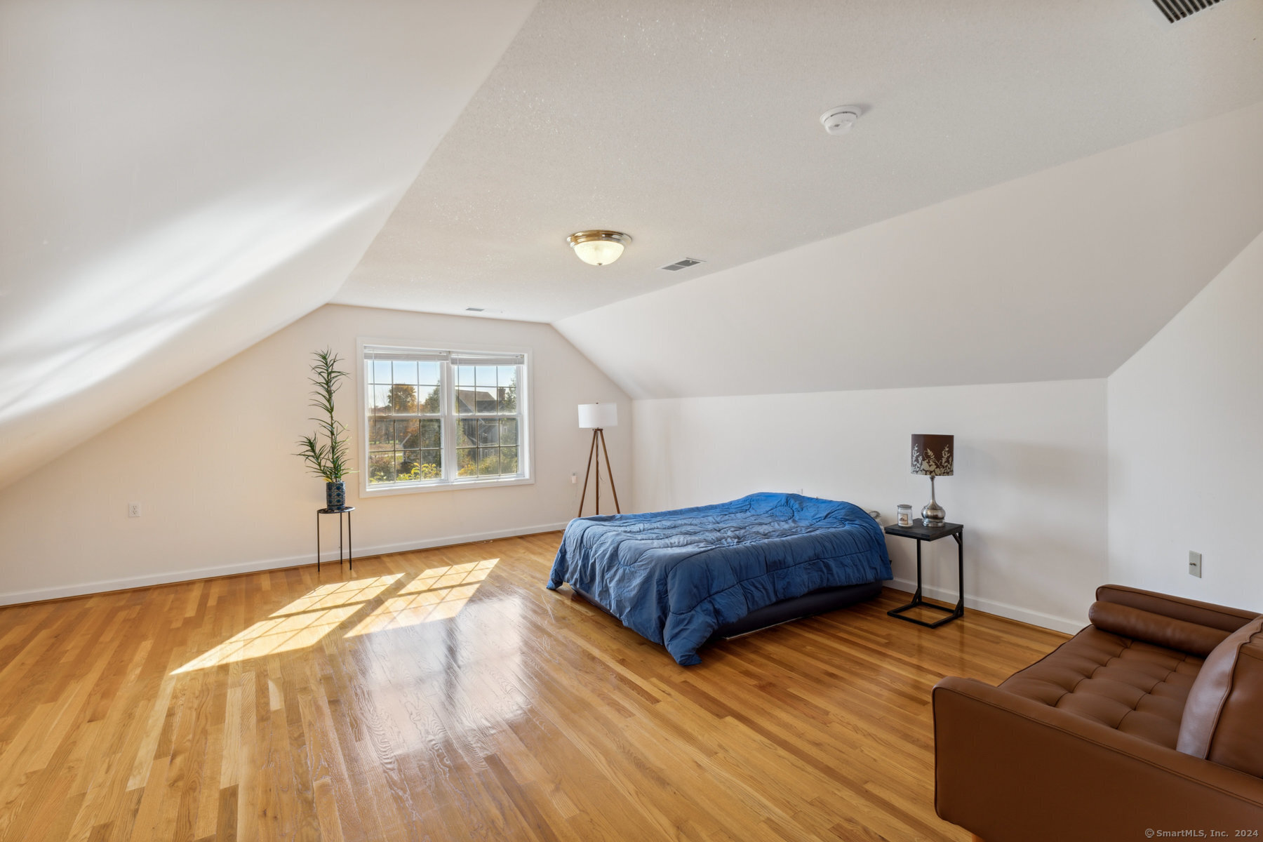 104 Meadow Ridge Drive