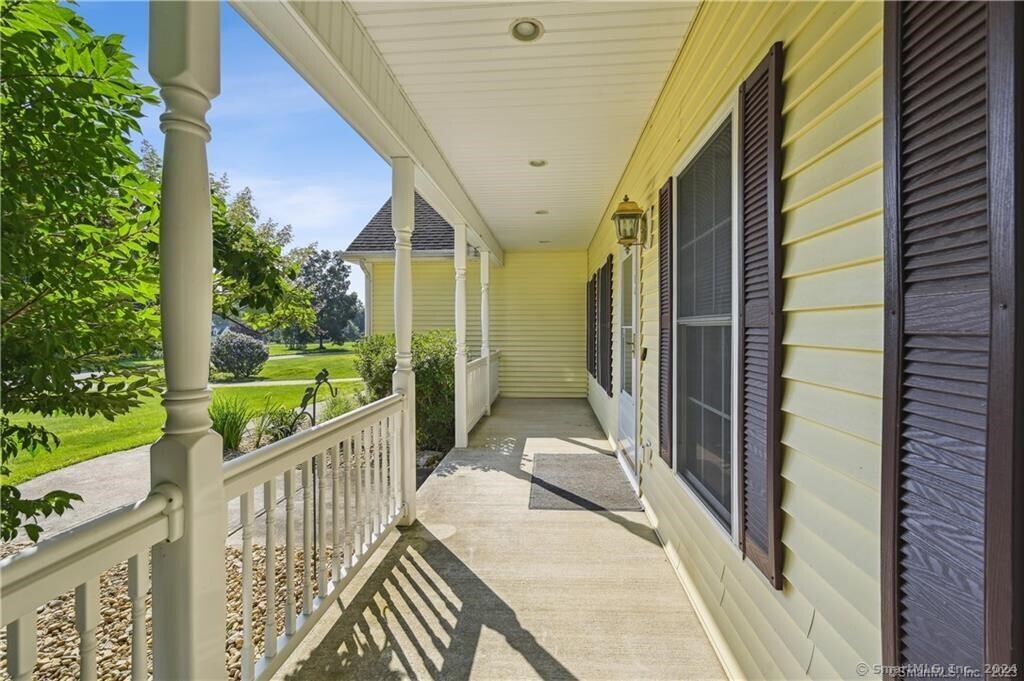 104 Meadow Ridge Drive