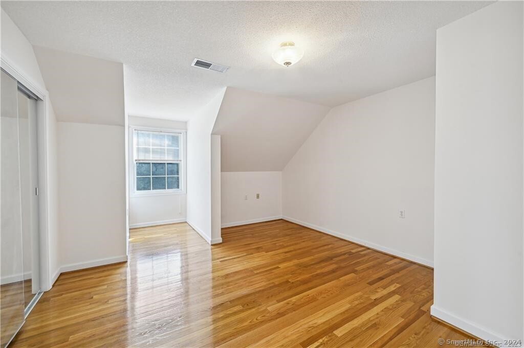 104 Meadow Ridge Drive