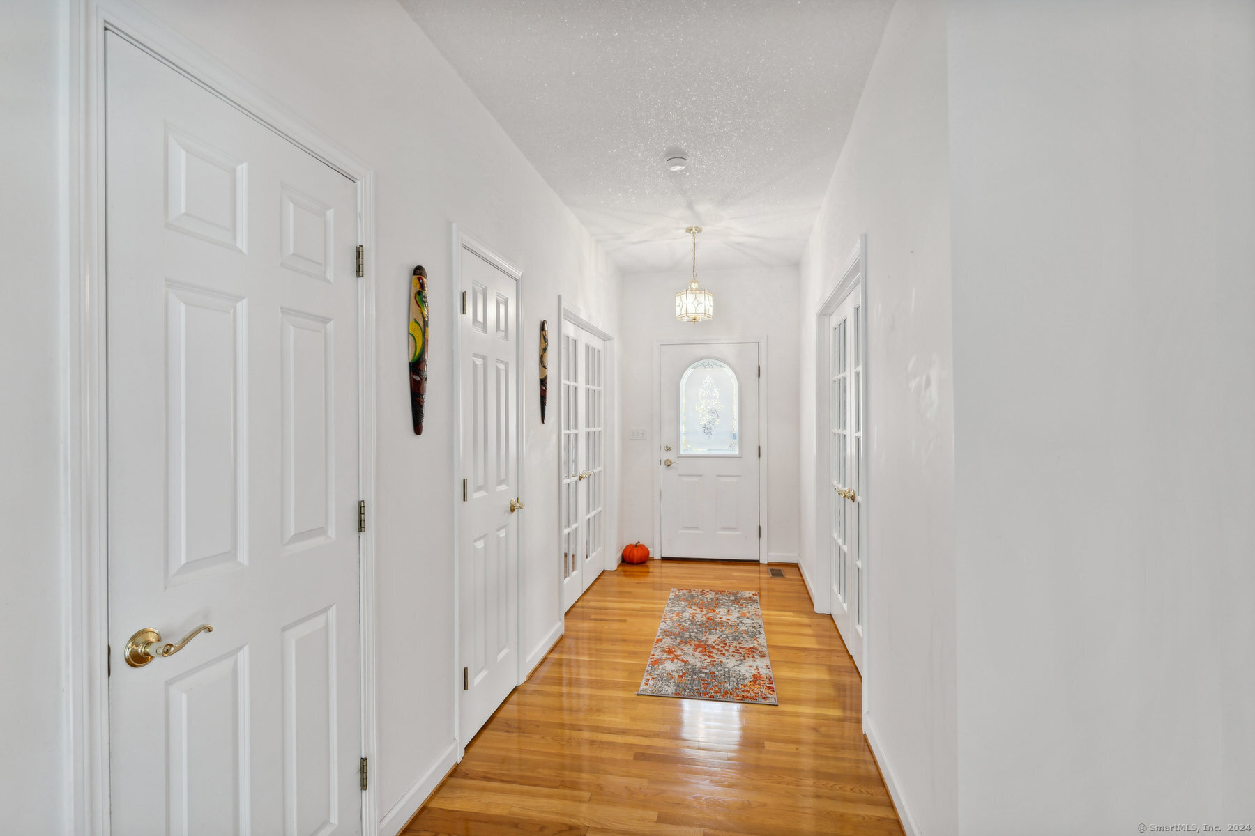 104 Meadow Ridge Drive