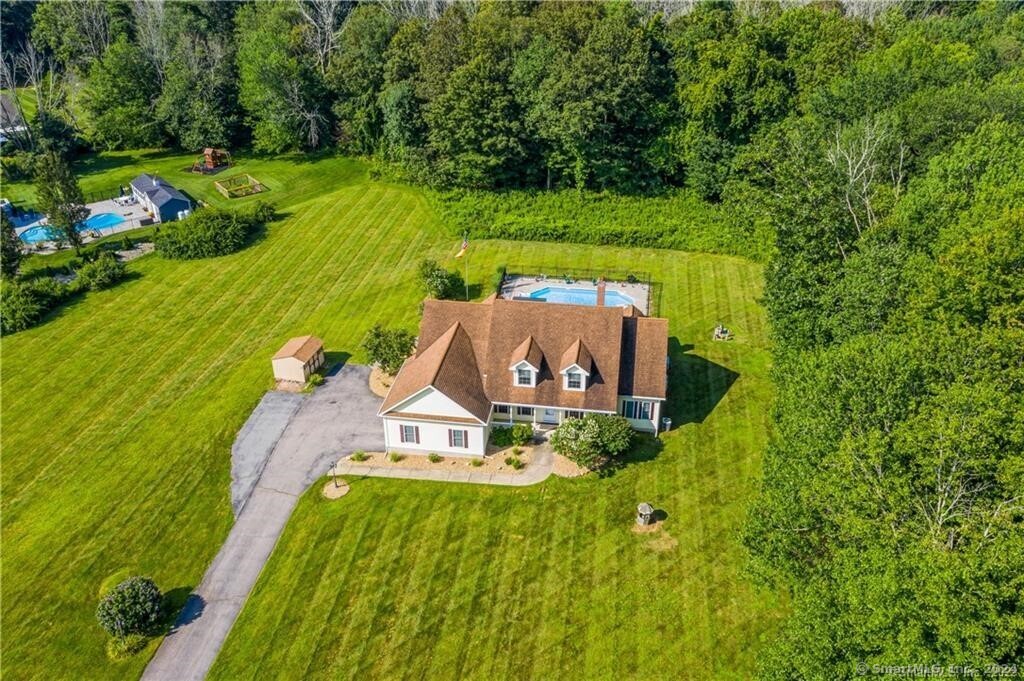 104 Meadow Ridge Drive