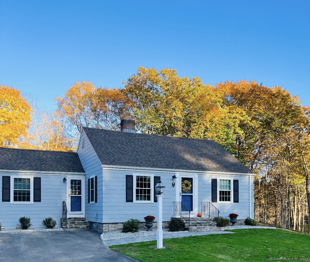 16 Riverview Avenue