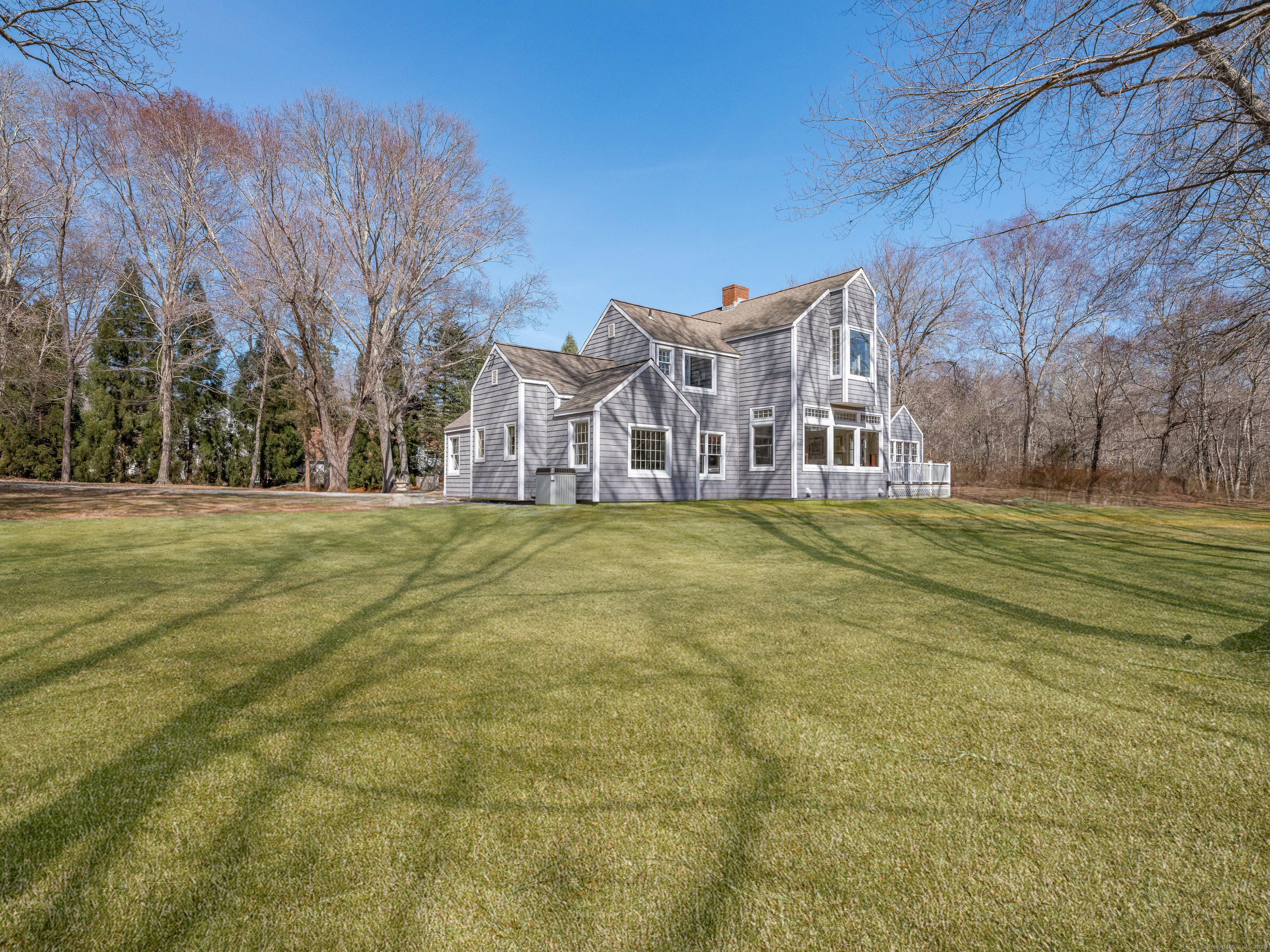 14 Riverbend Road