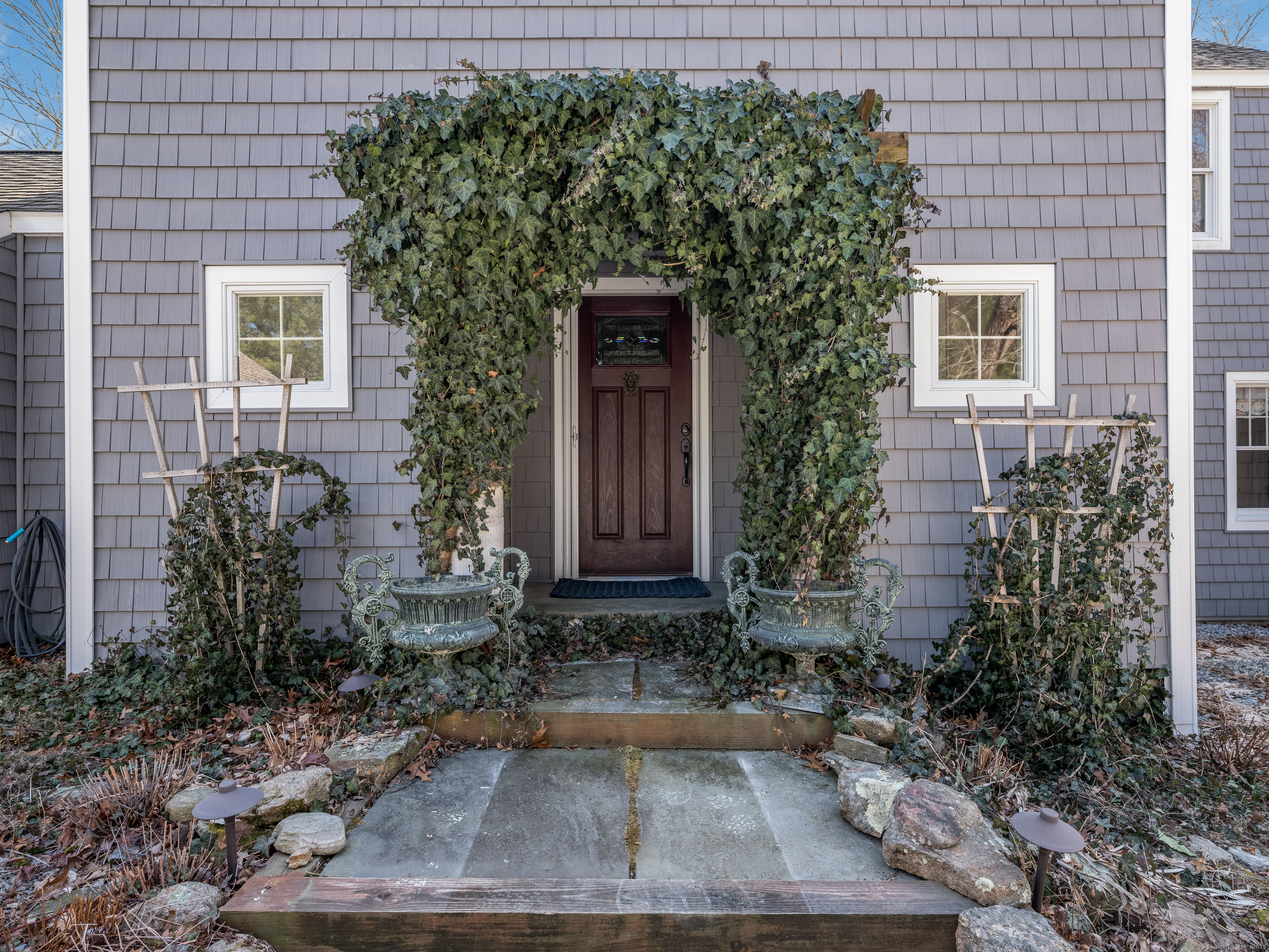 14 Riverbend Road