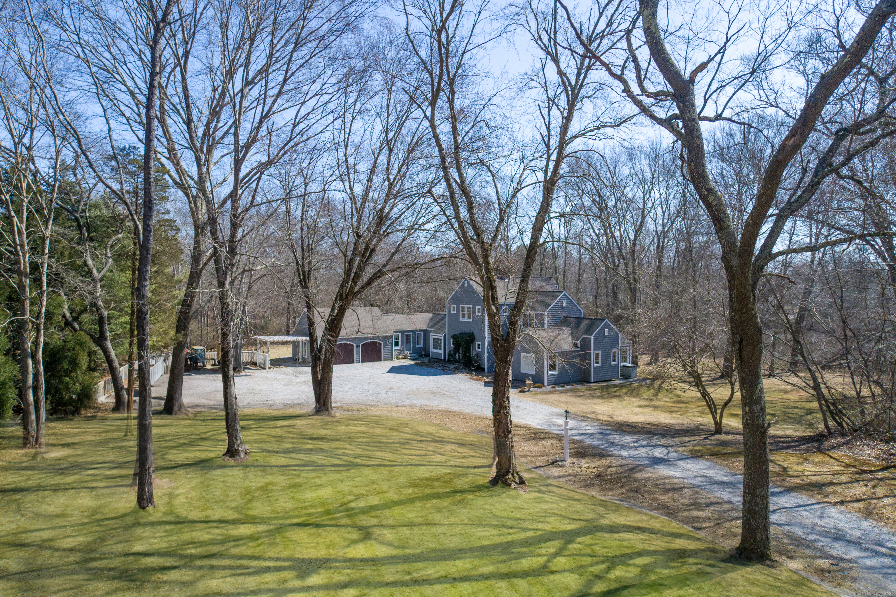 14 Riverbend Road