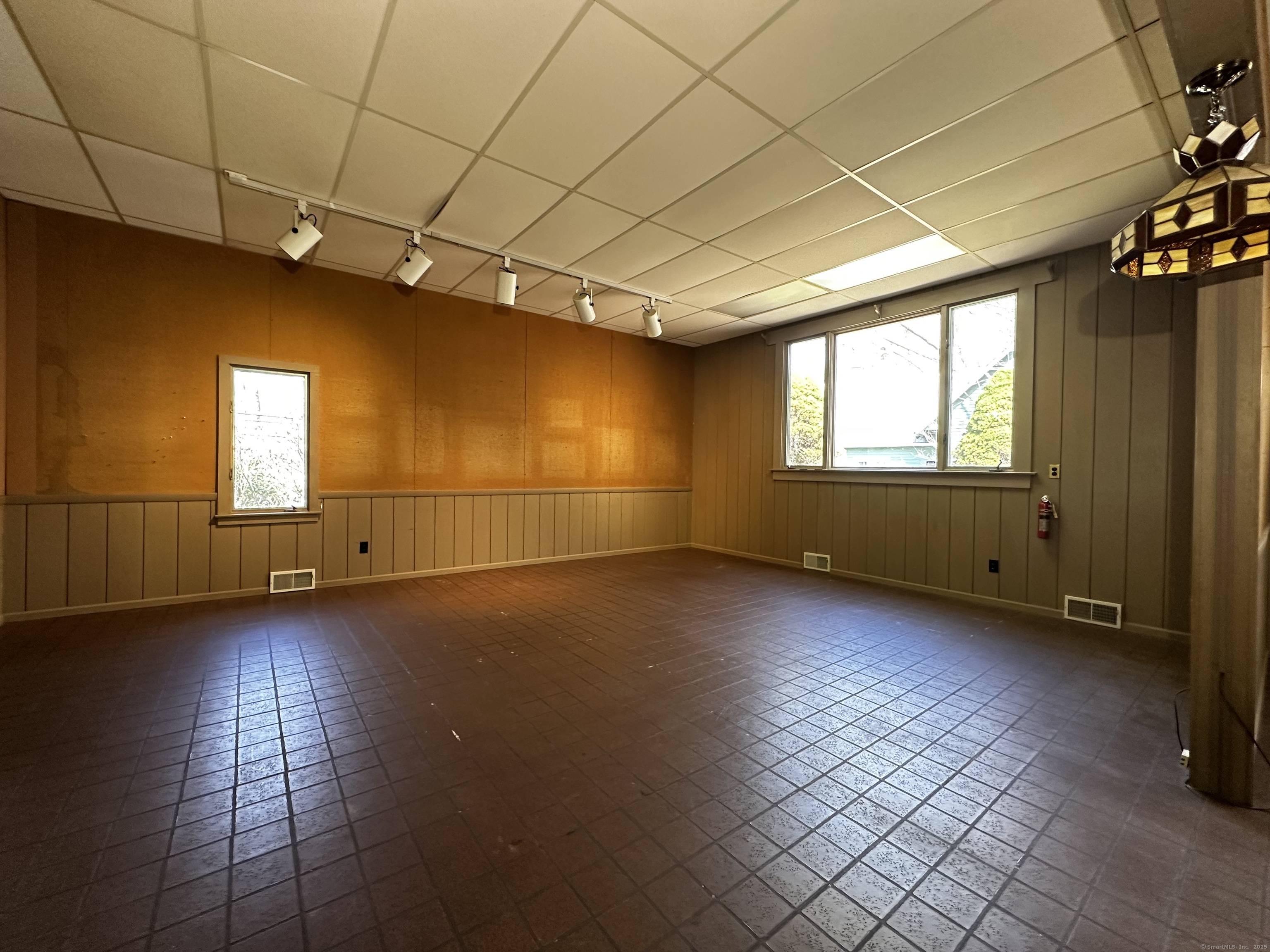 193 Grassy Hill Road