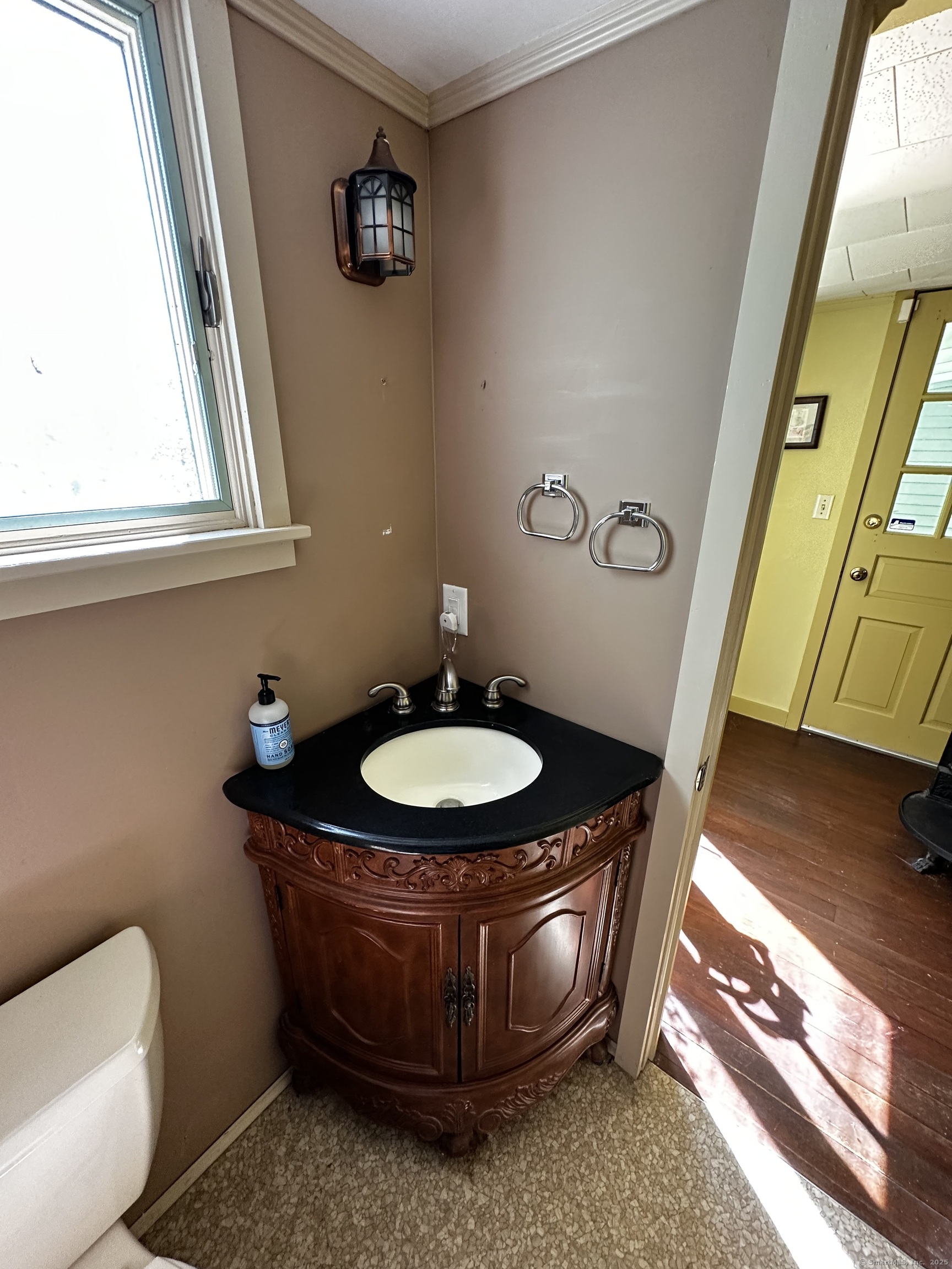 193 Grassy Hill Road
