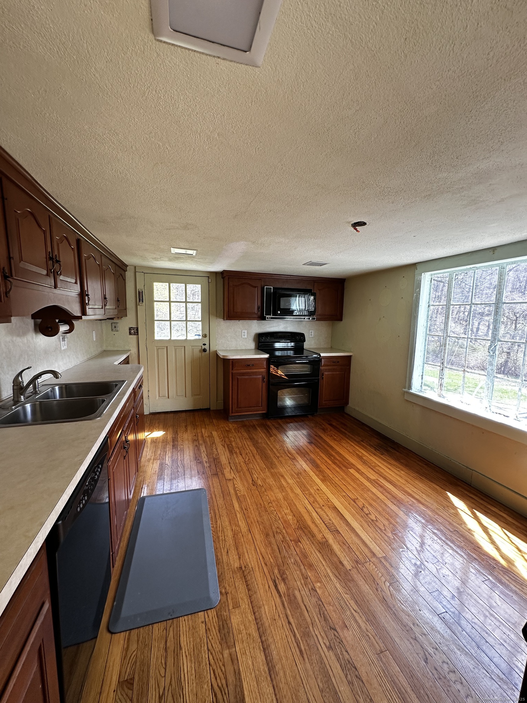 193 Grassy Hill Road