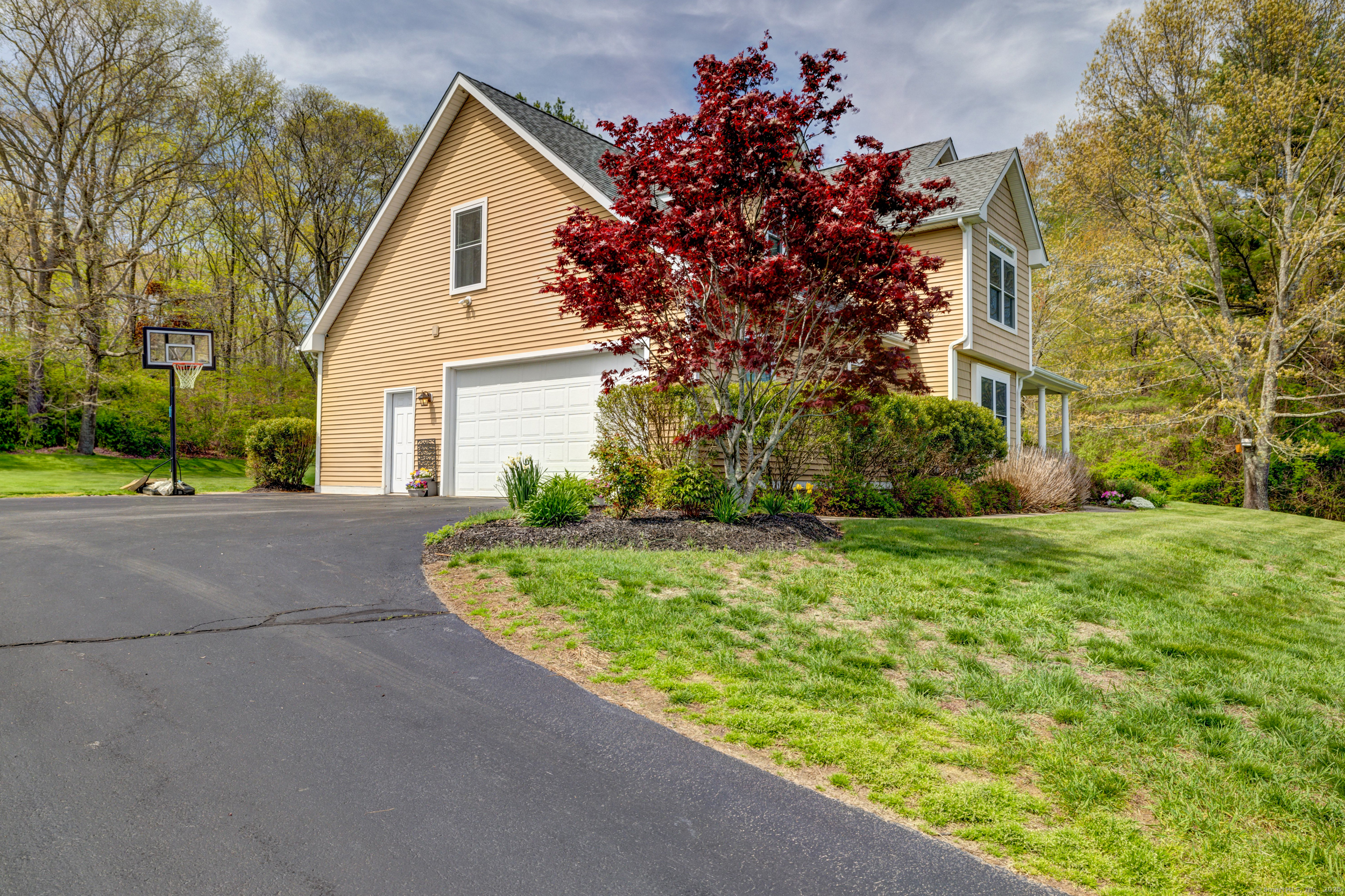 72 Mostowy Road