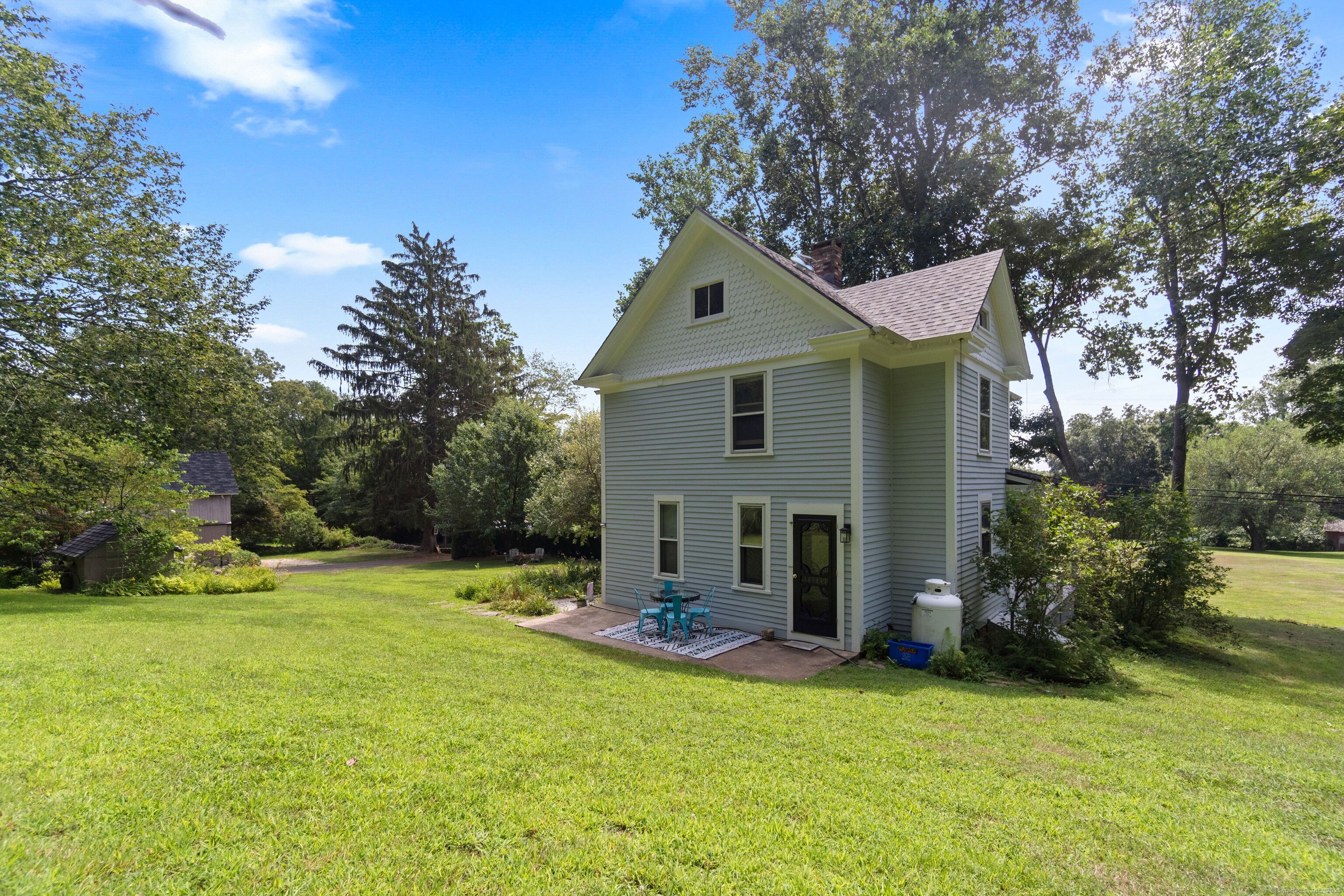 70 River Road
