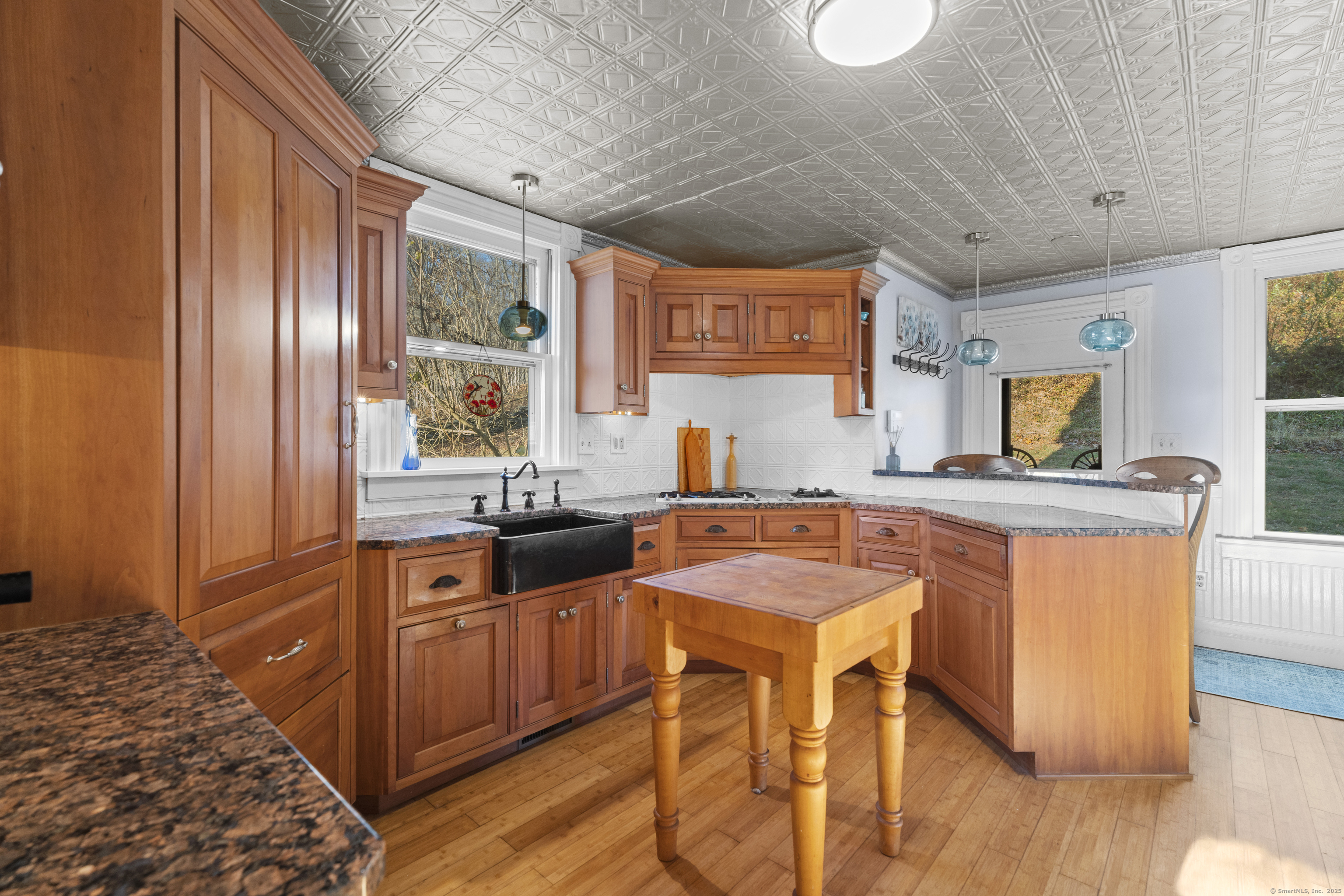 70 River Road