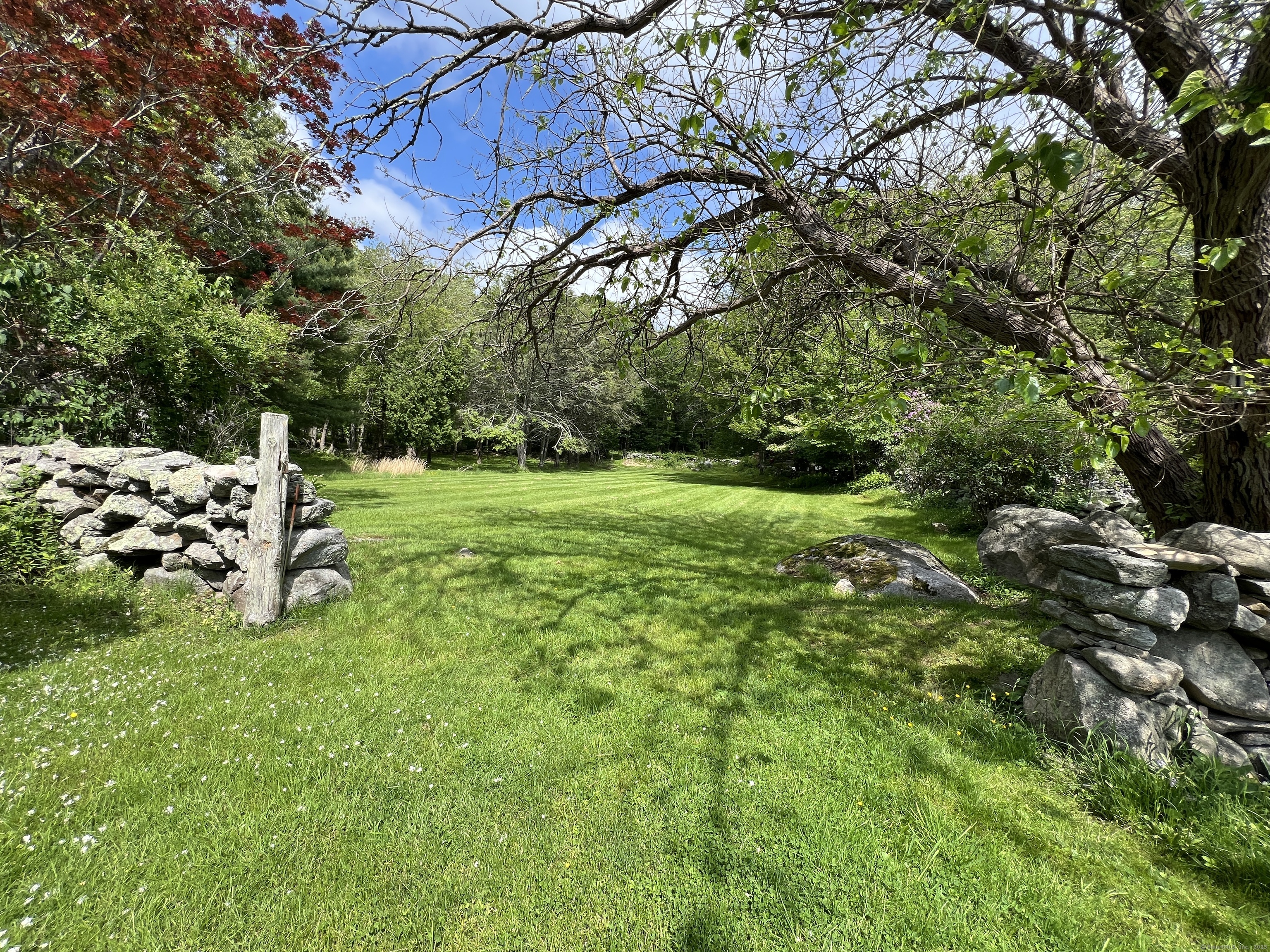 104 Quaker Farm Road