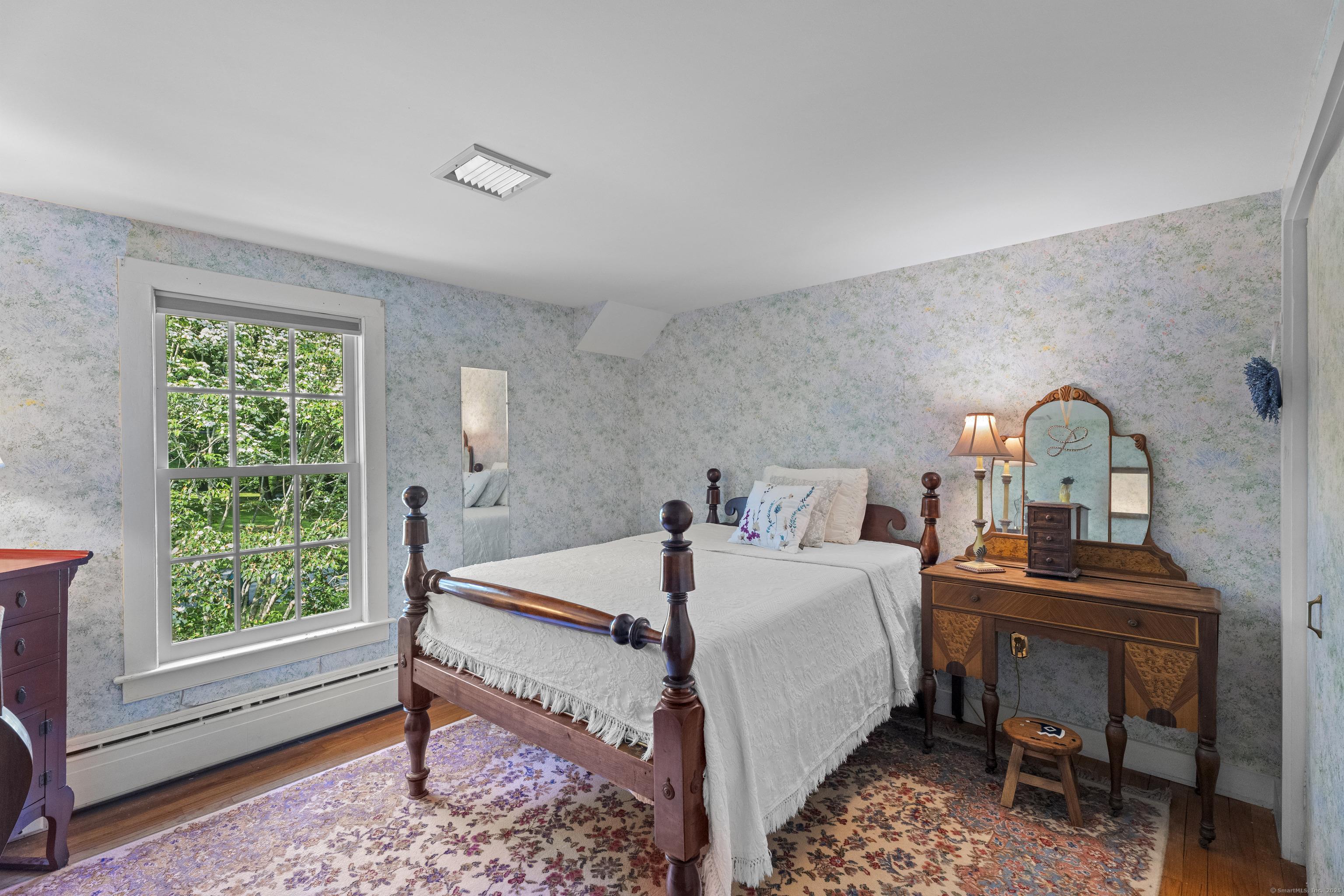 4 Johnny Cake Hill Road