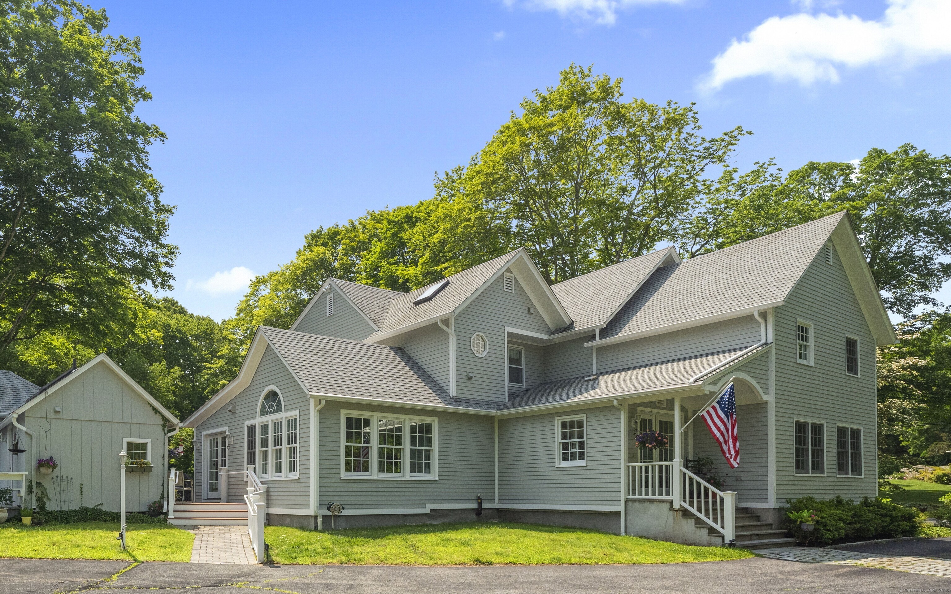 4 Johnny Cake Hill Road