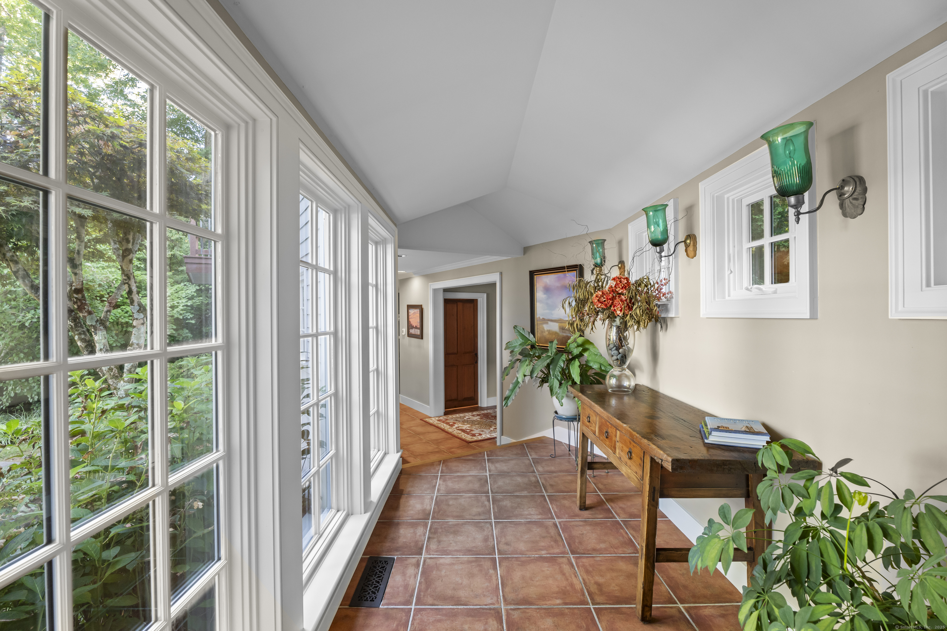 288 Middlesex Avenue