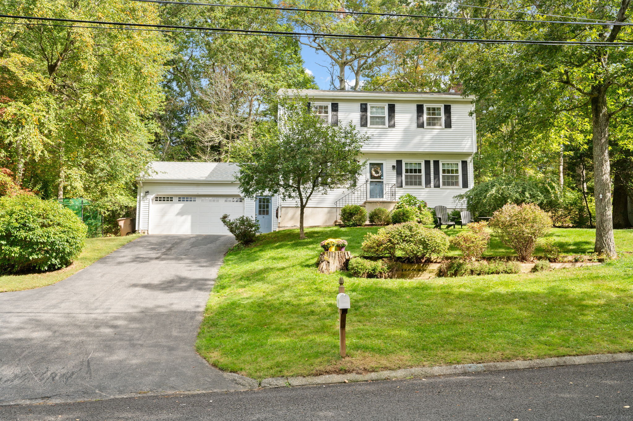 8 Alscot Drive