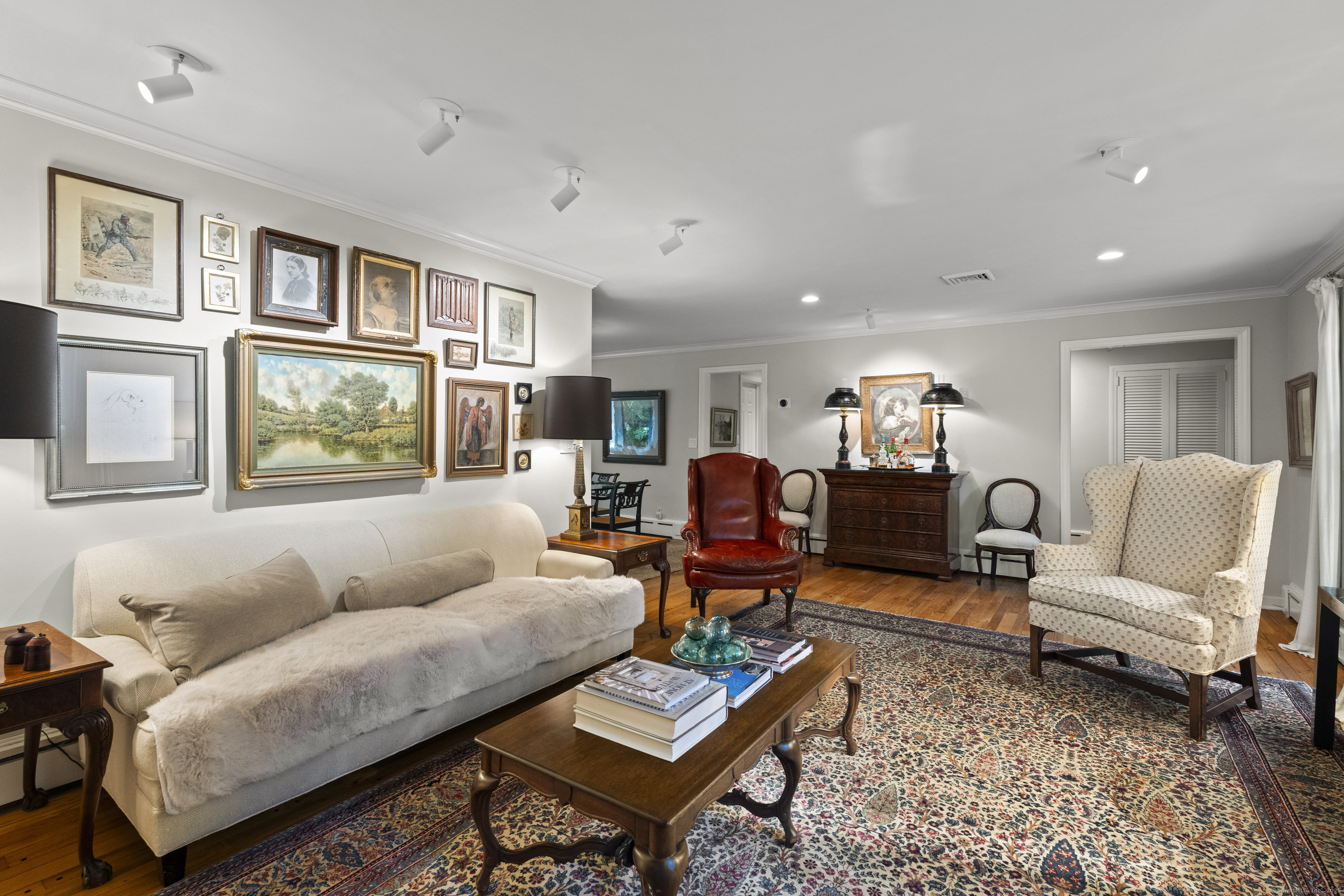 5 Rose Lane