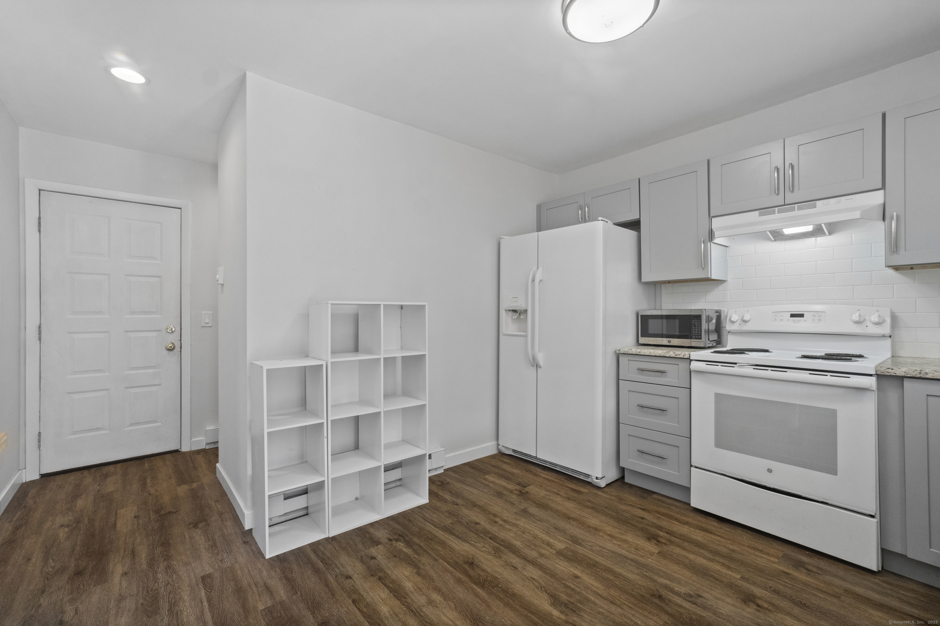 108 East Pattagansett Road Apt B