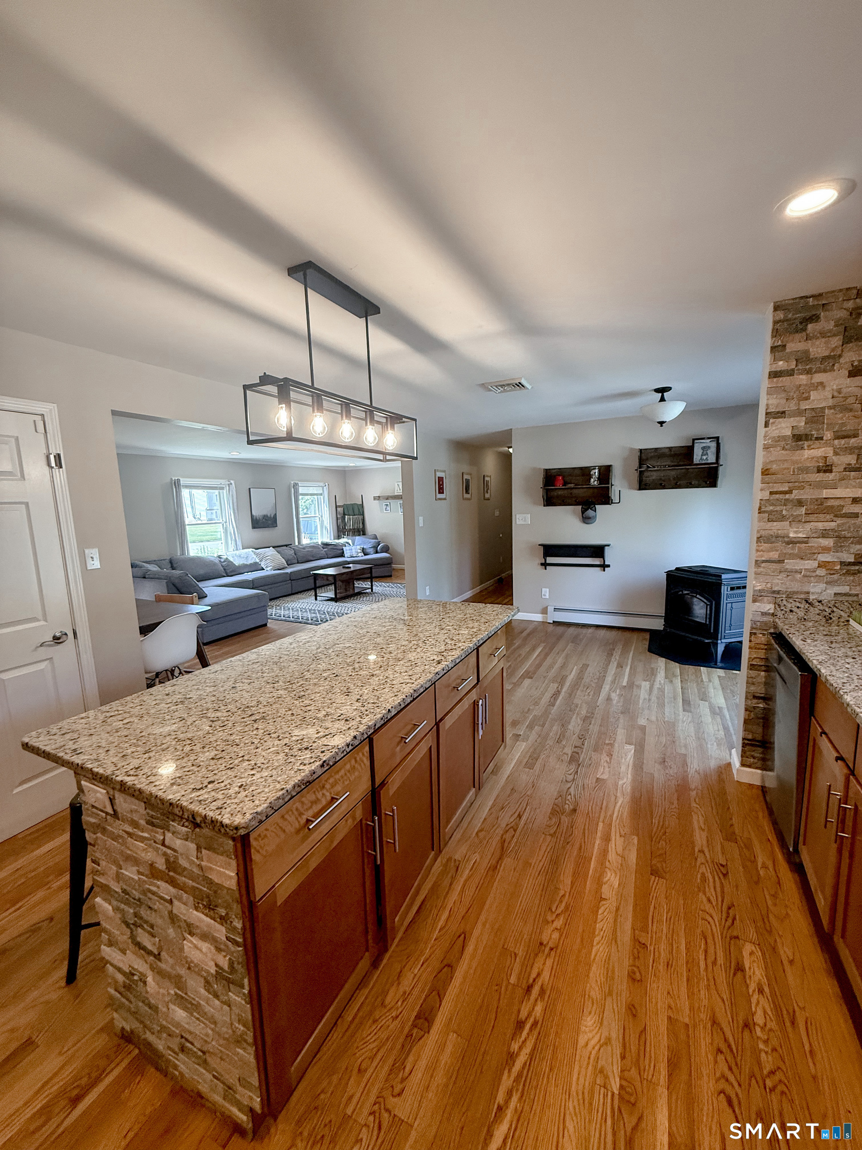 18 Deerfield Drive