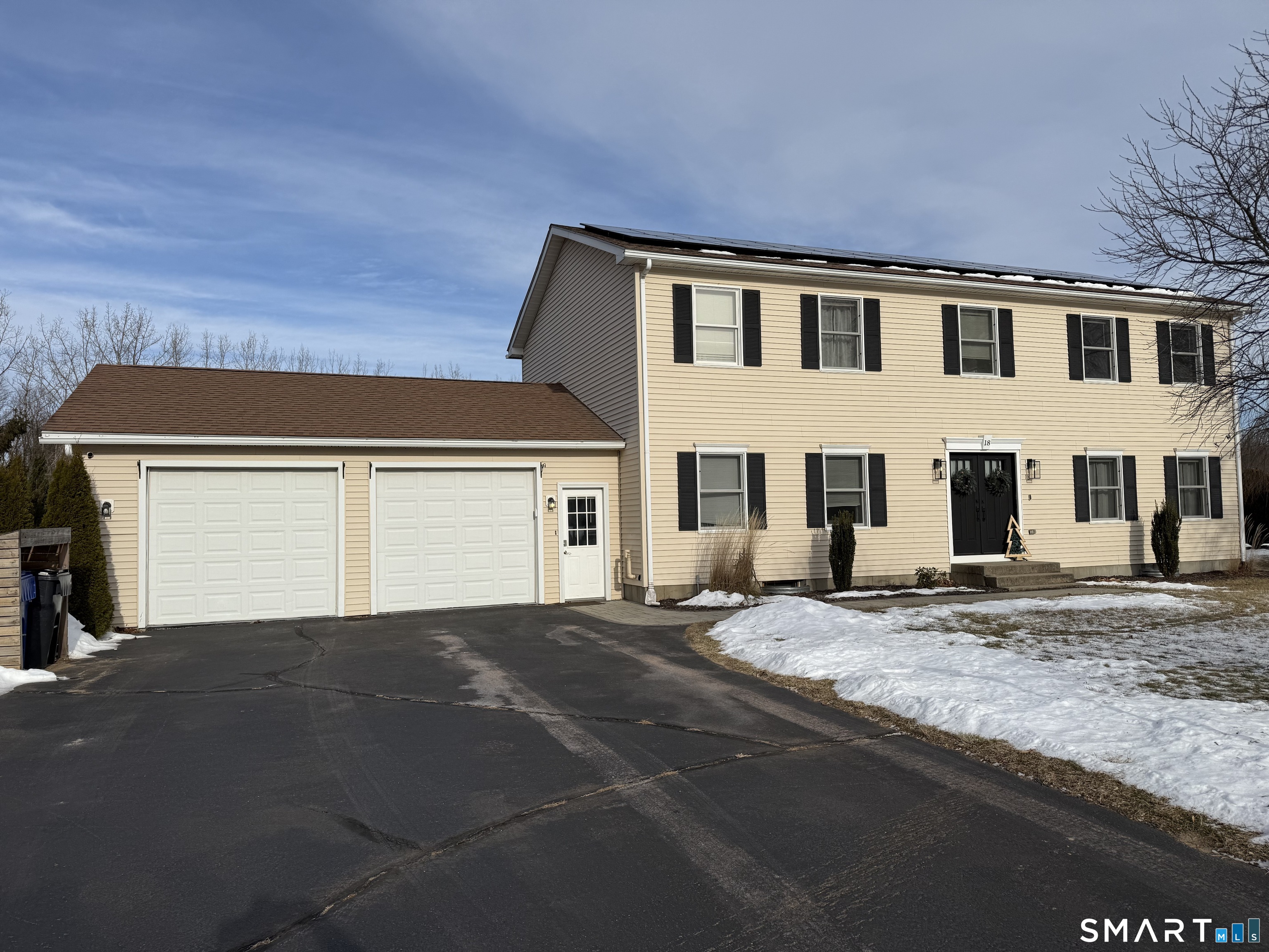 18 Deerfield Drive