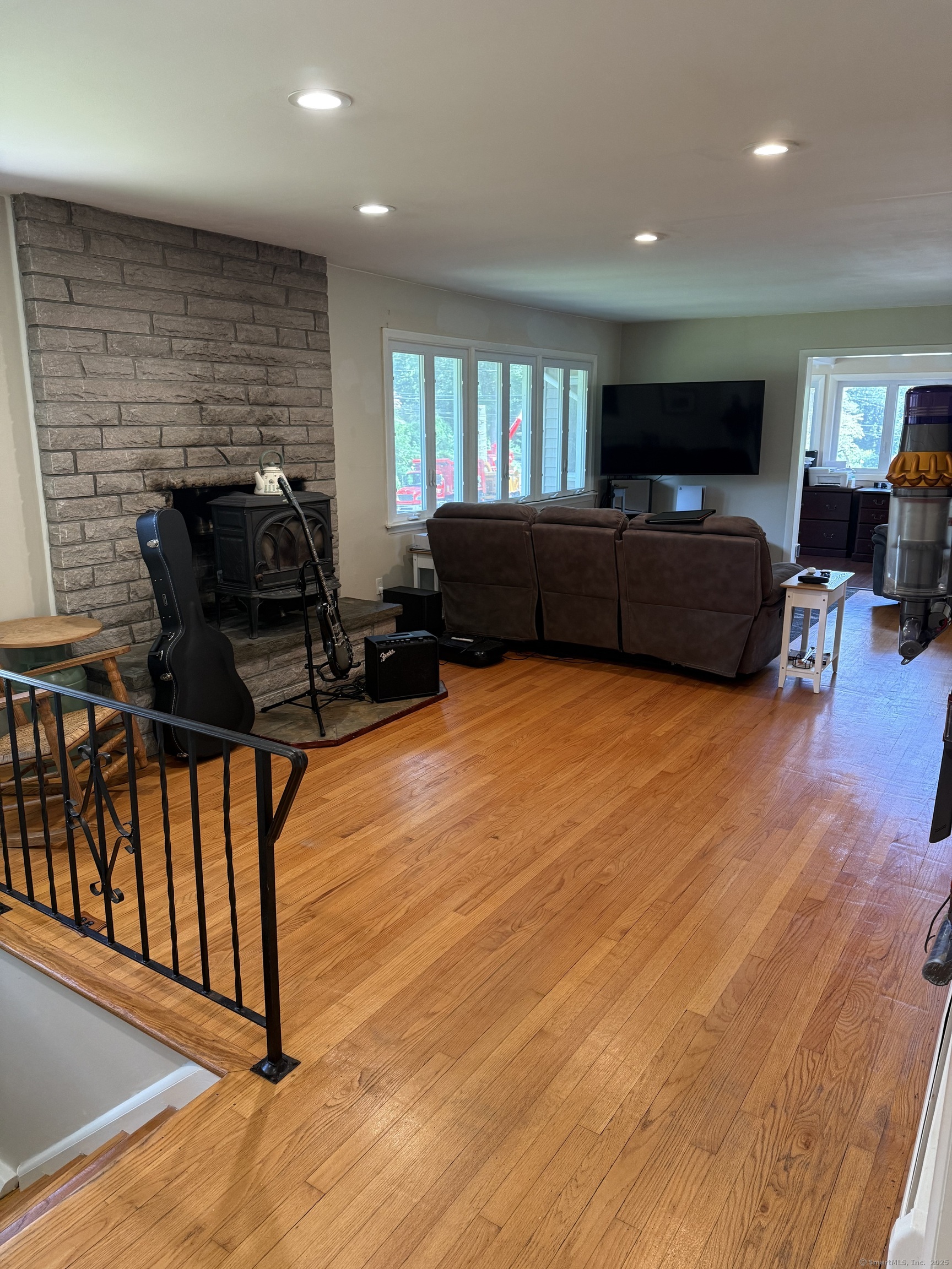 10 South Ledge Rock Road