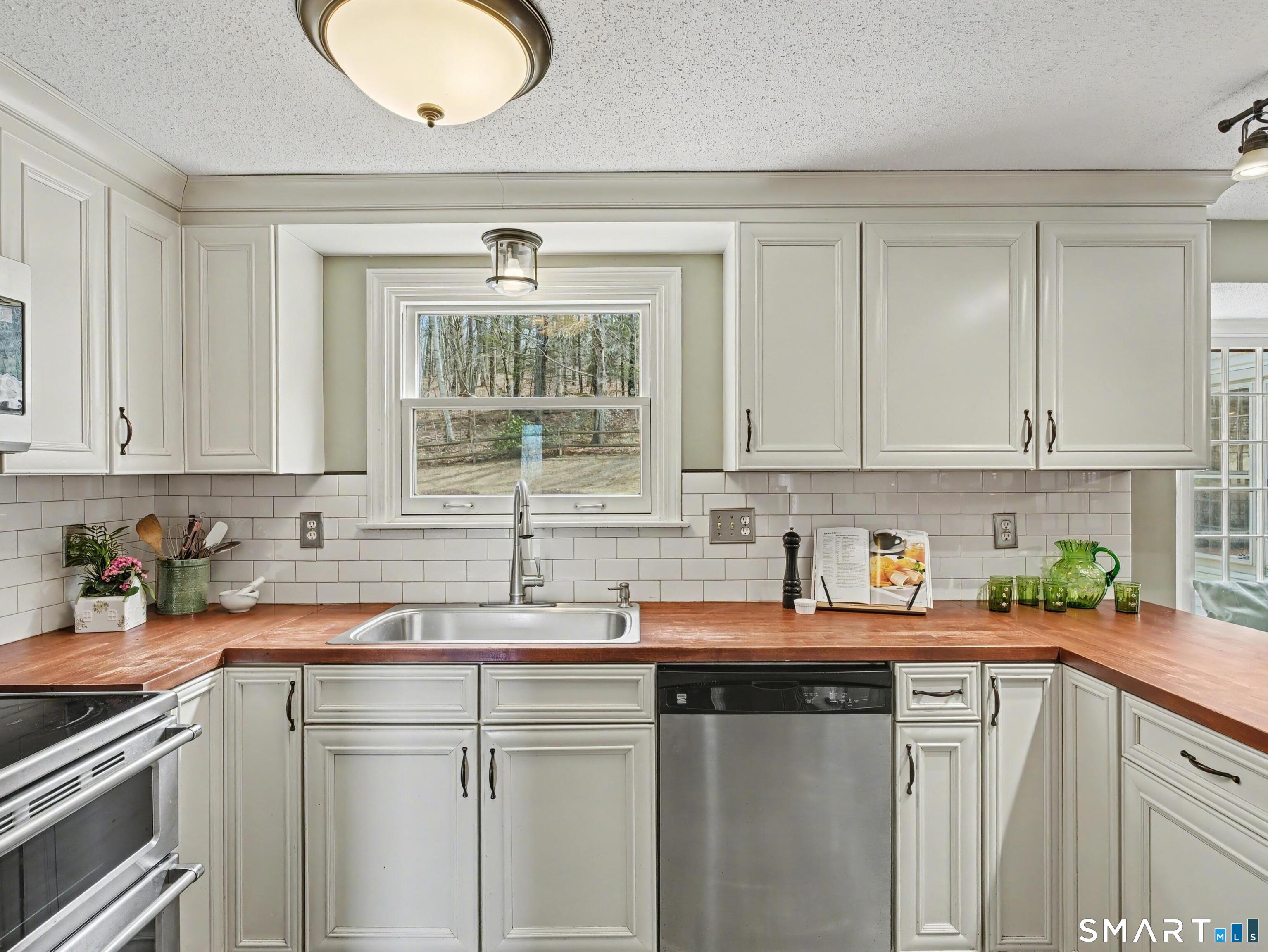 34 Tunxis Trail