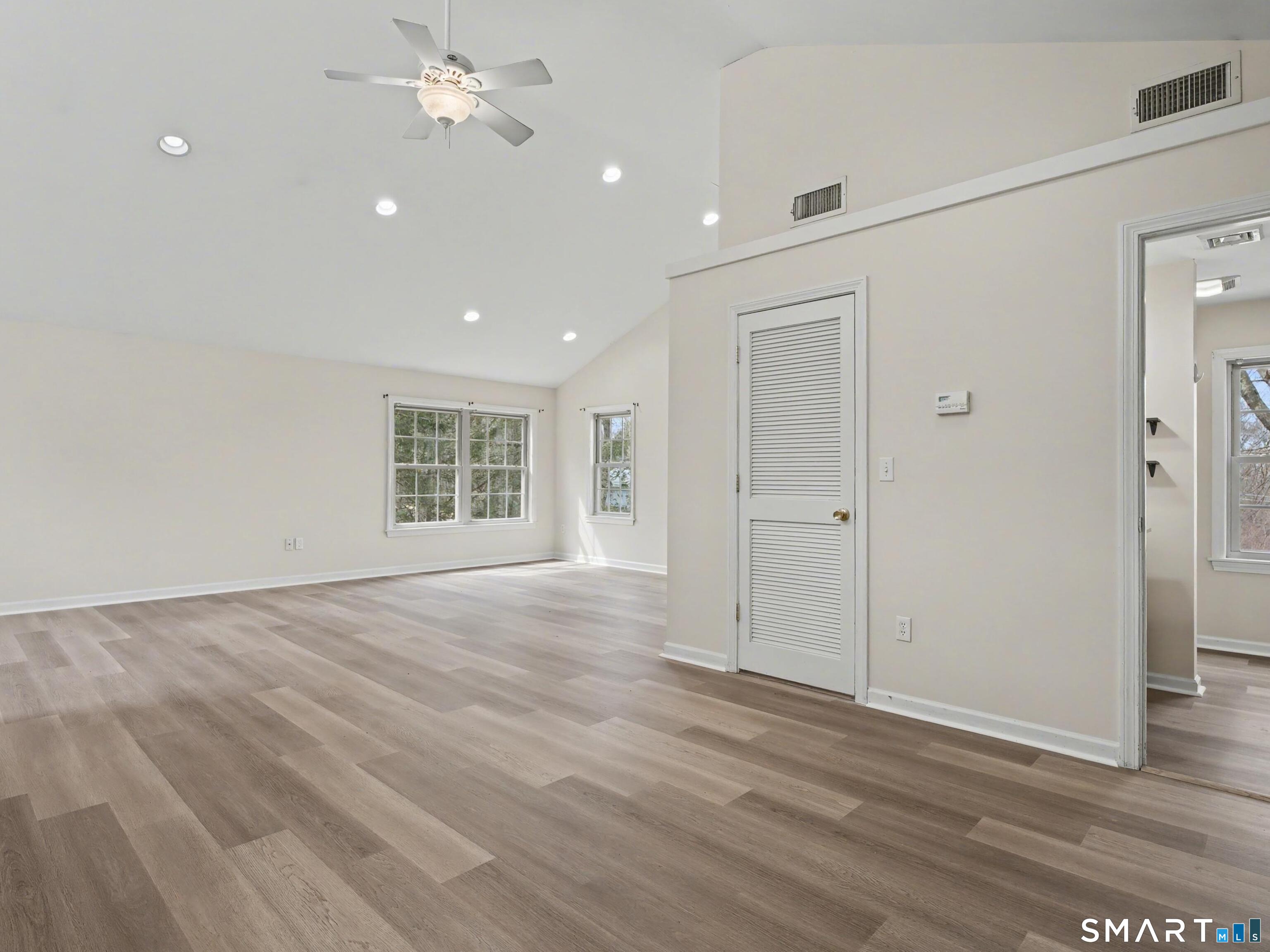 34 Tunxis Trail
