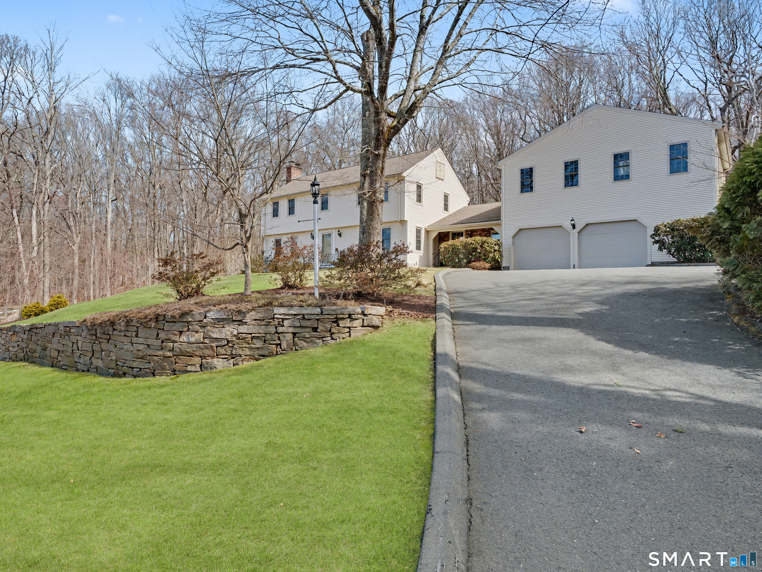 34 Tunxis Trail