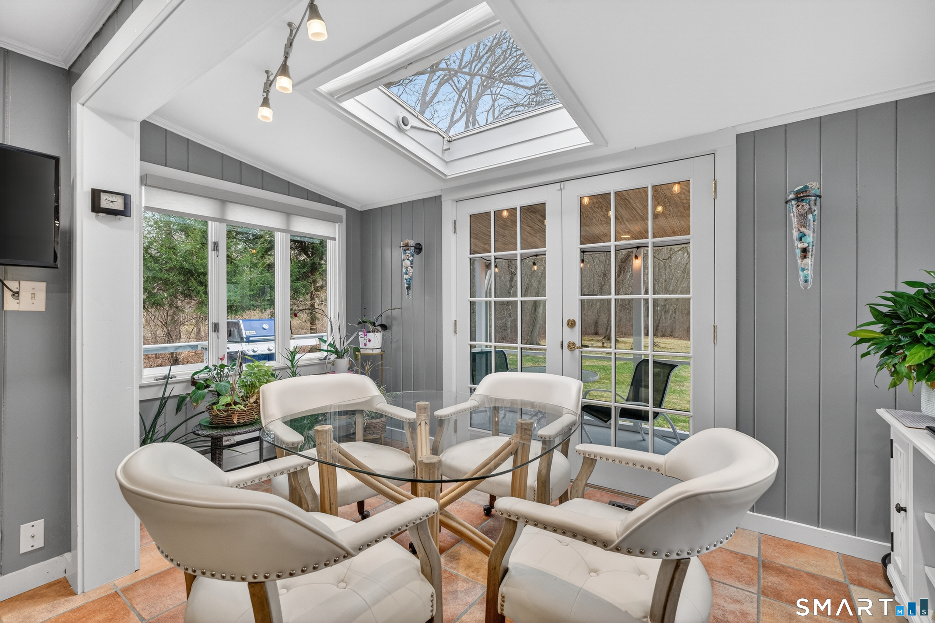 24 Saunders Hollow Road