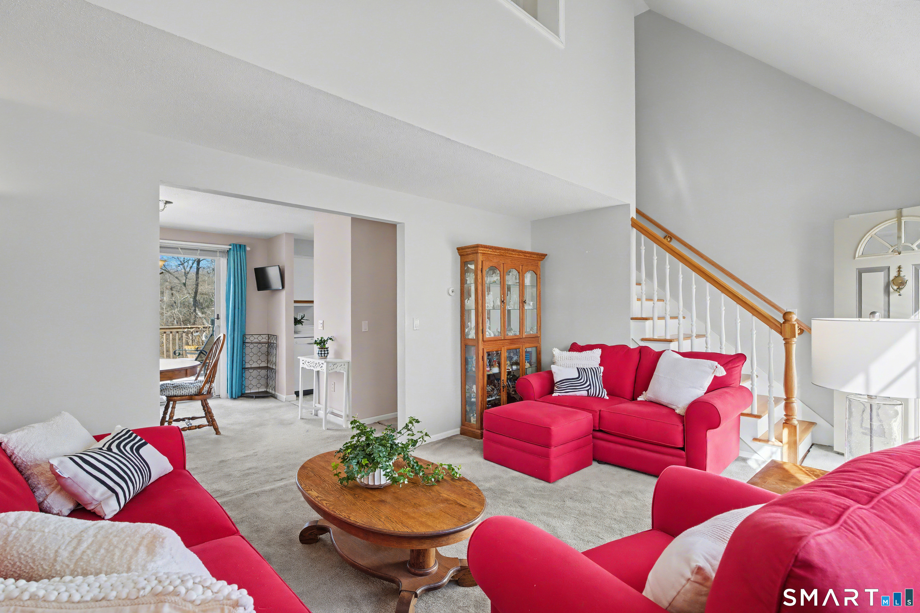 76-1 River Street West