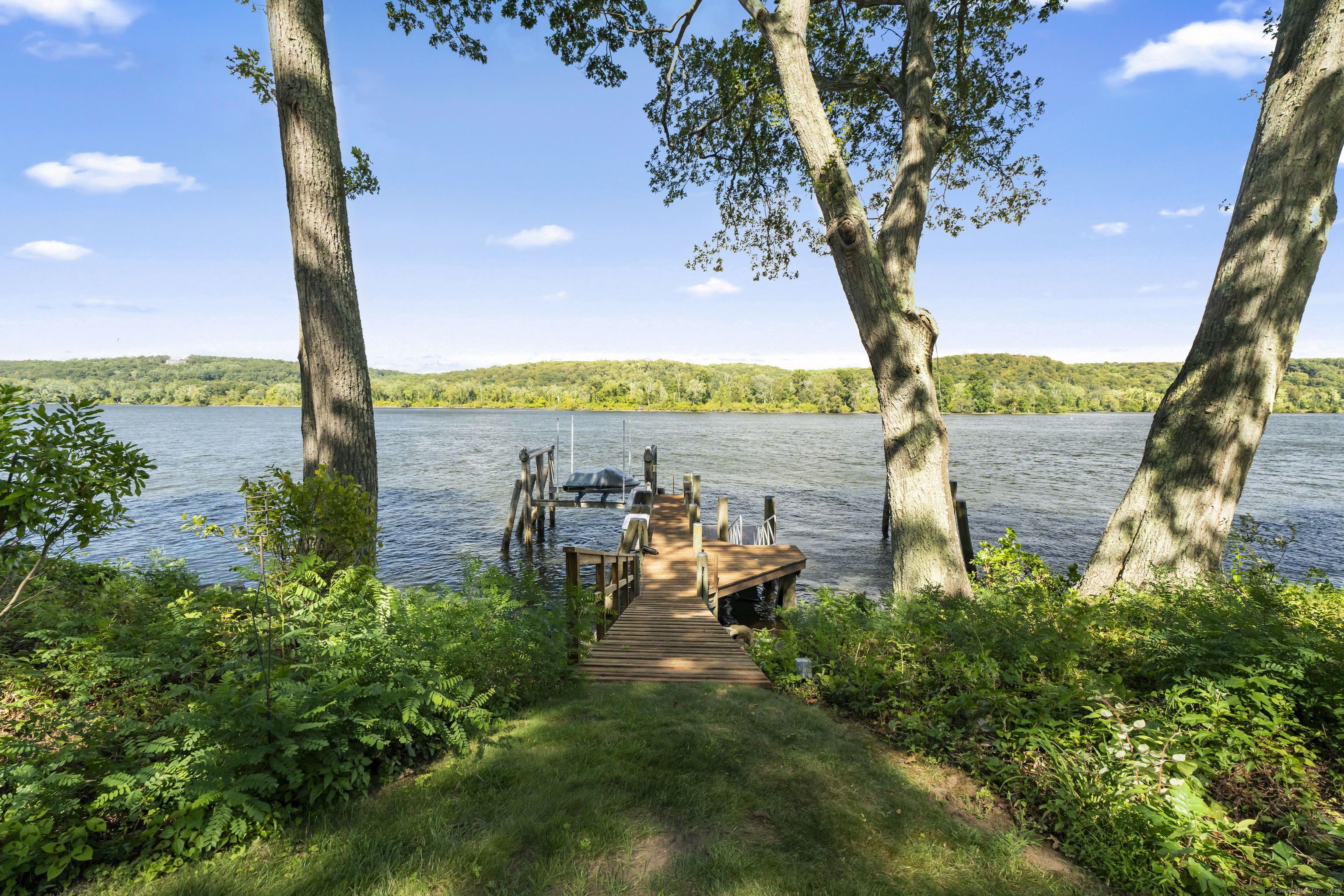 288 Middlesex Avenue