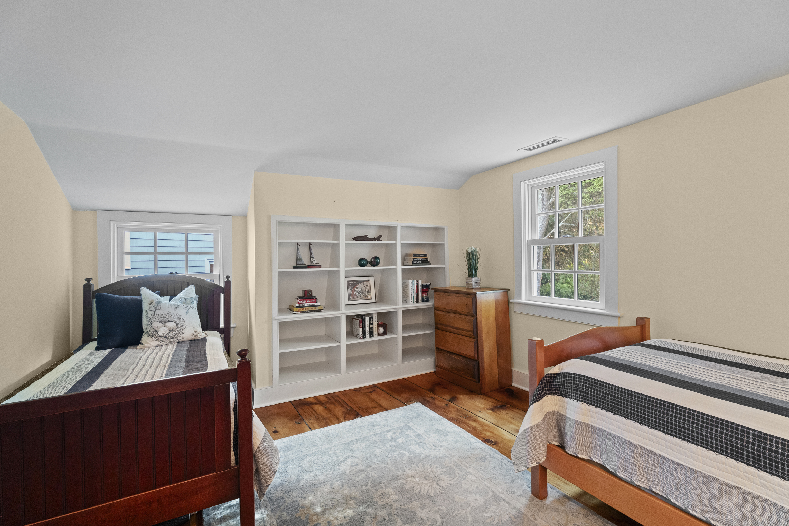 288 Middlesex Avenue