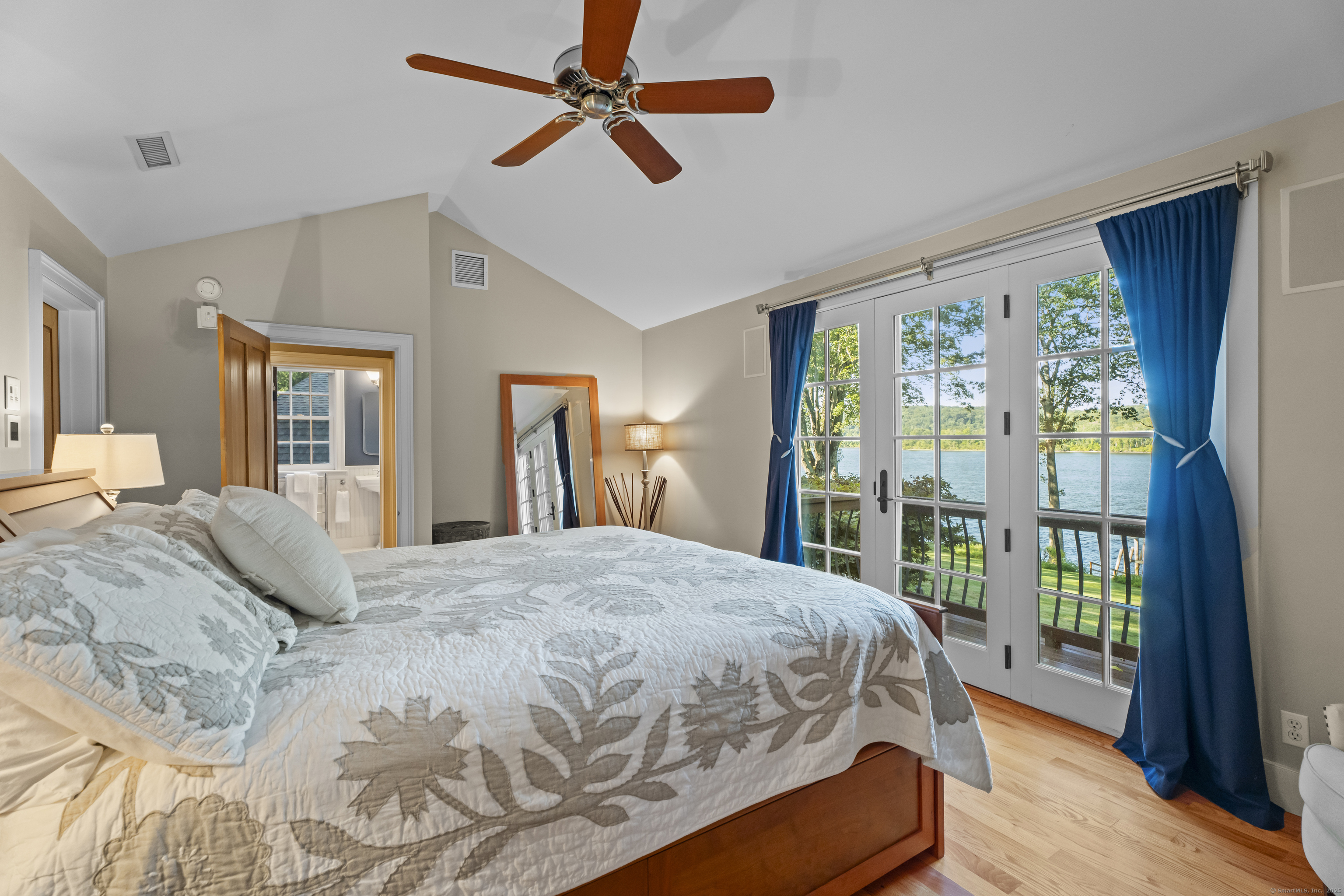 288 Middlesex Avenue