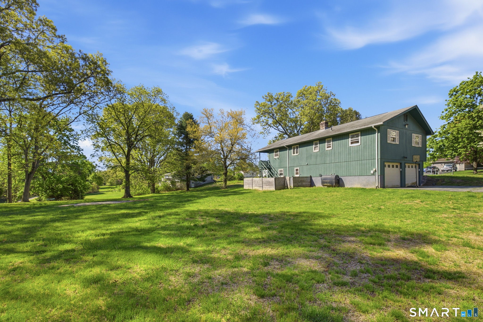 16 Julian Drive