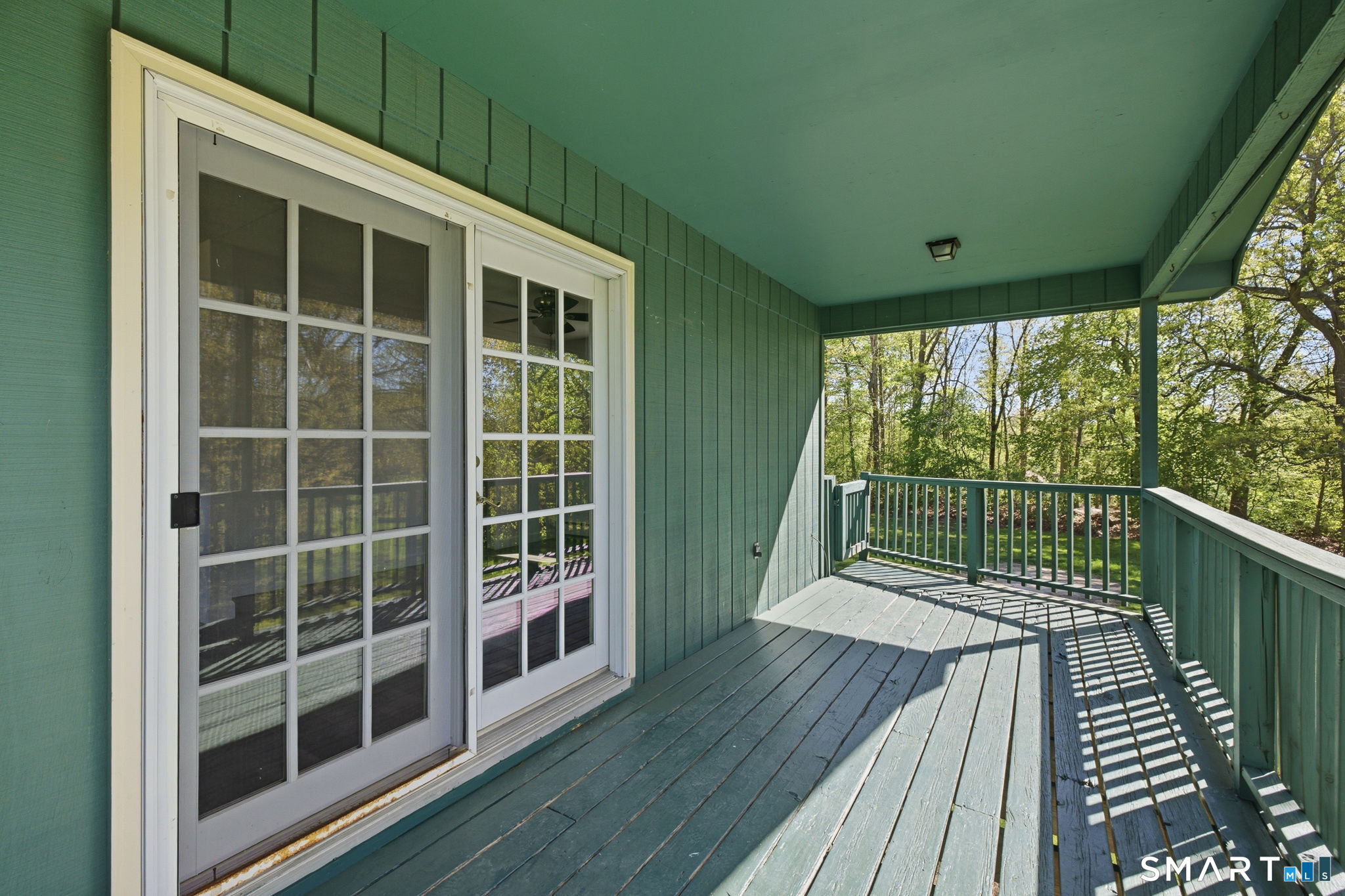 16 Julian Drive