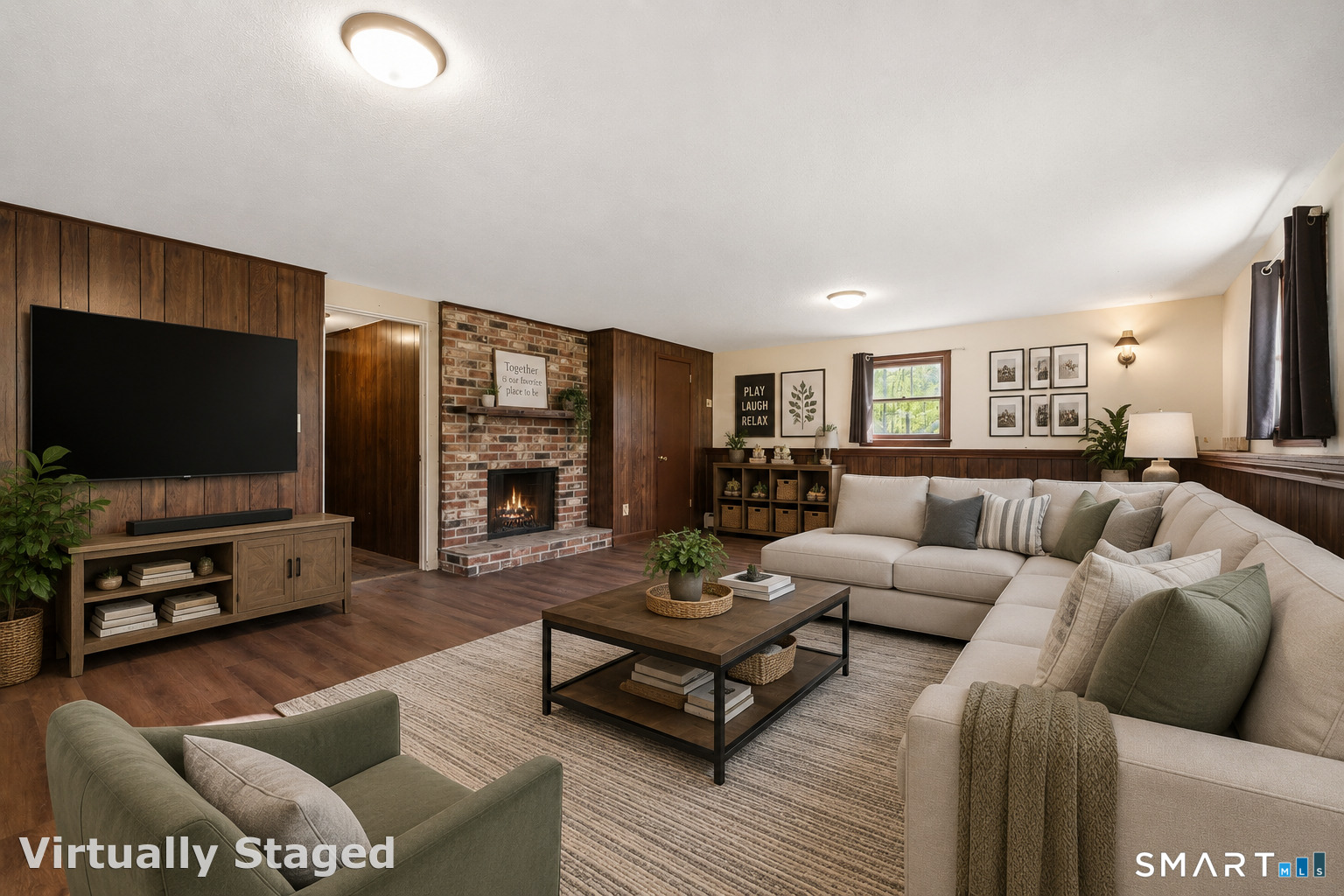 16 Julian Drive
