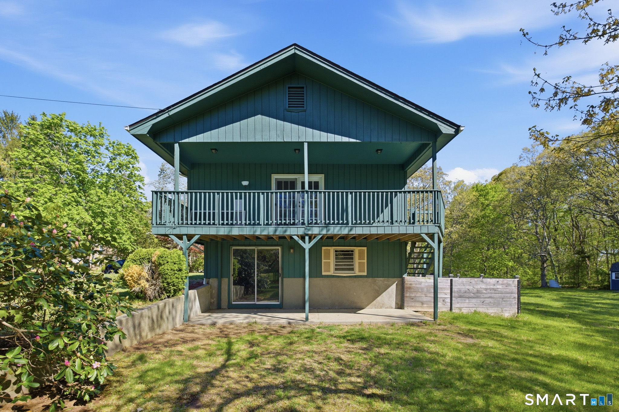 16 Julian Drive