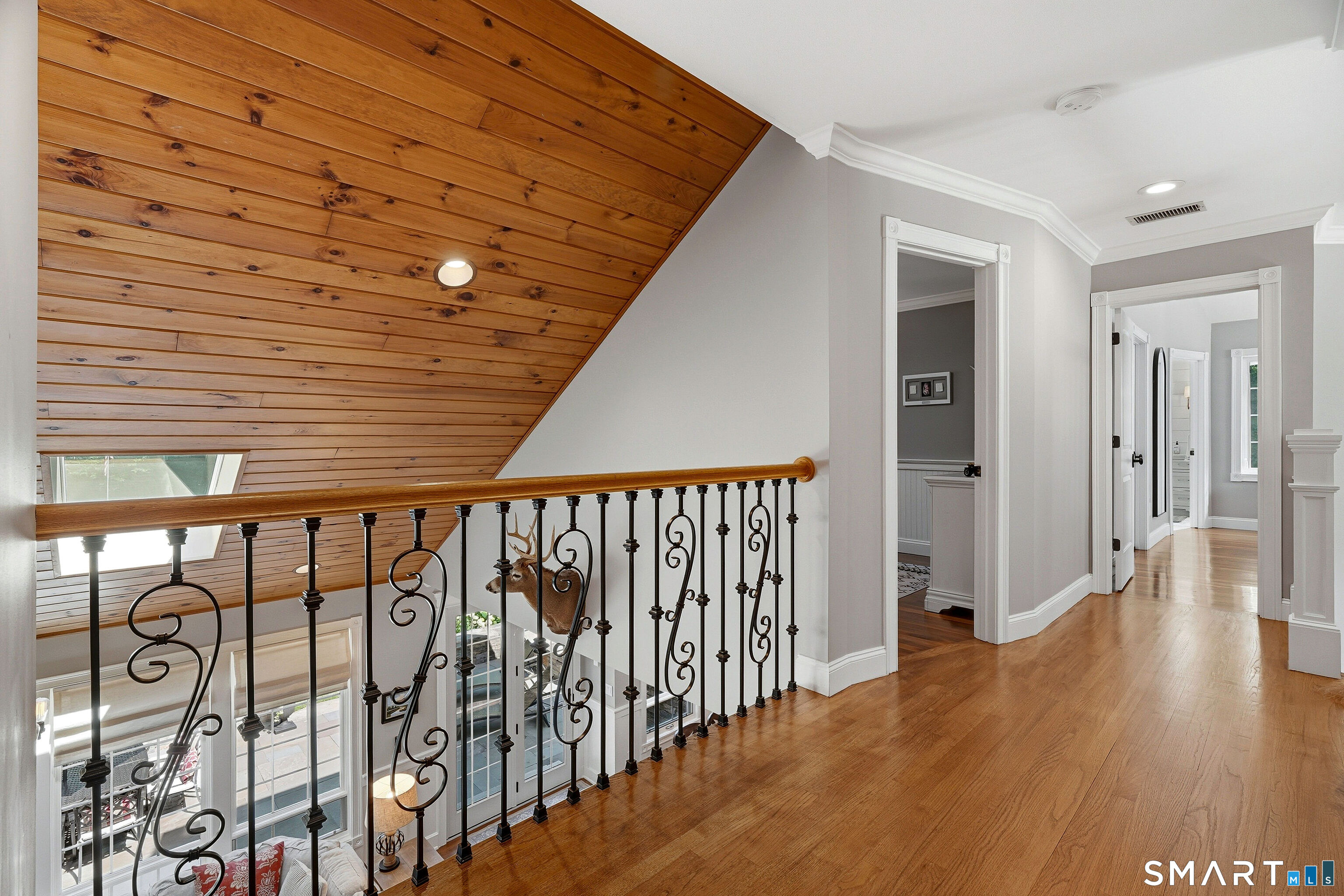 8 Hatchetts Hill Road